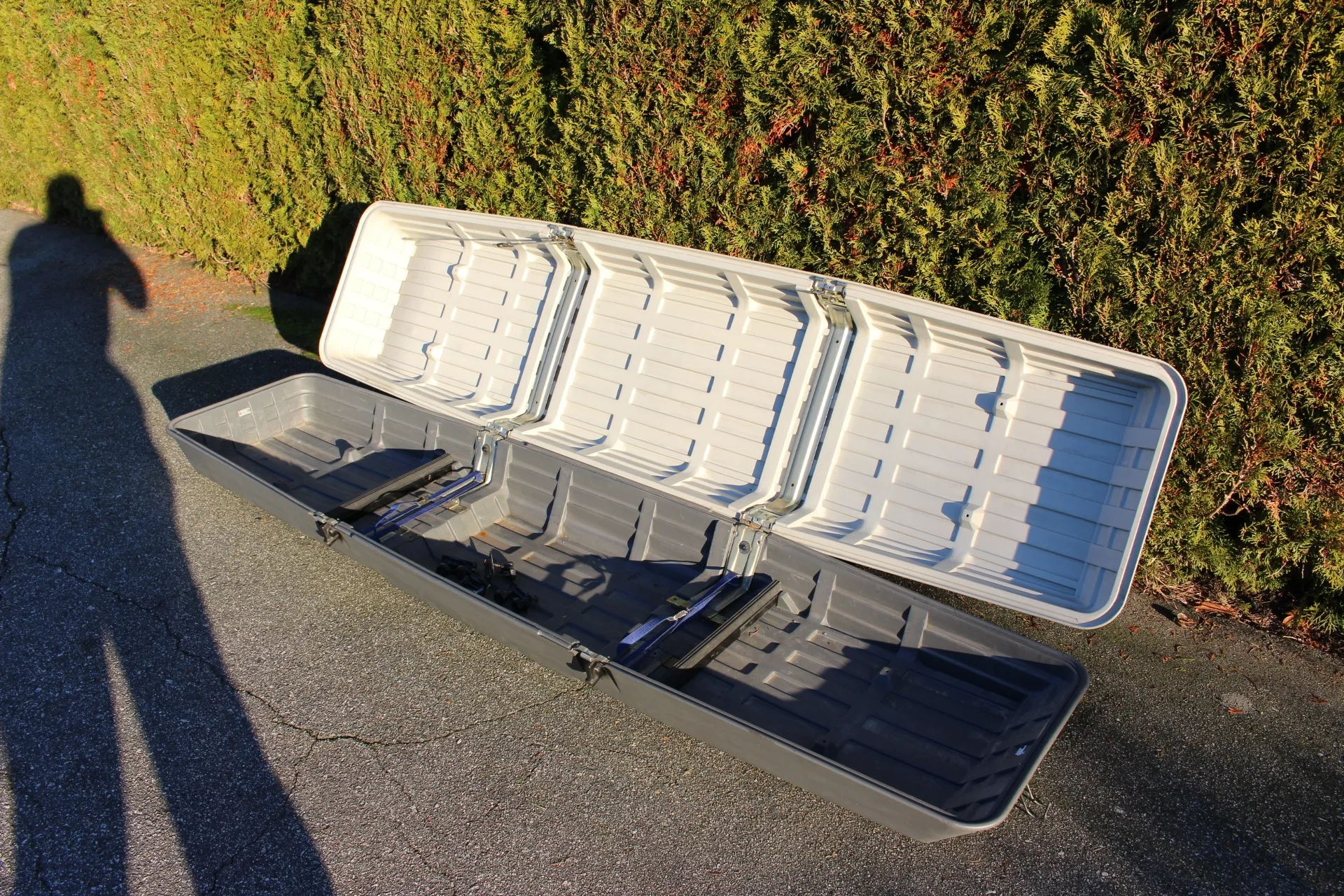 Thule 250 Kombi Roof Box image indicator(5)