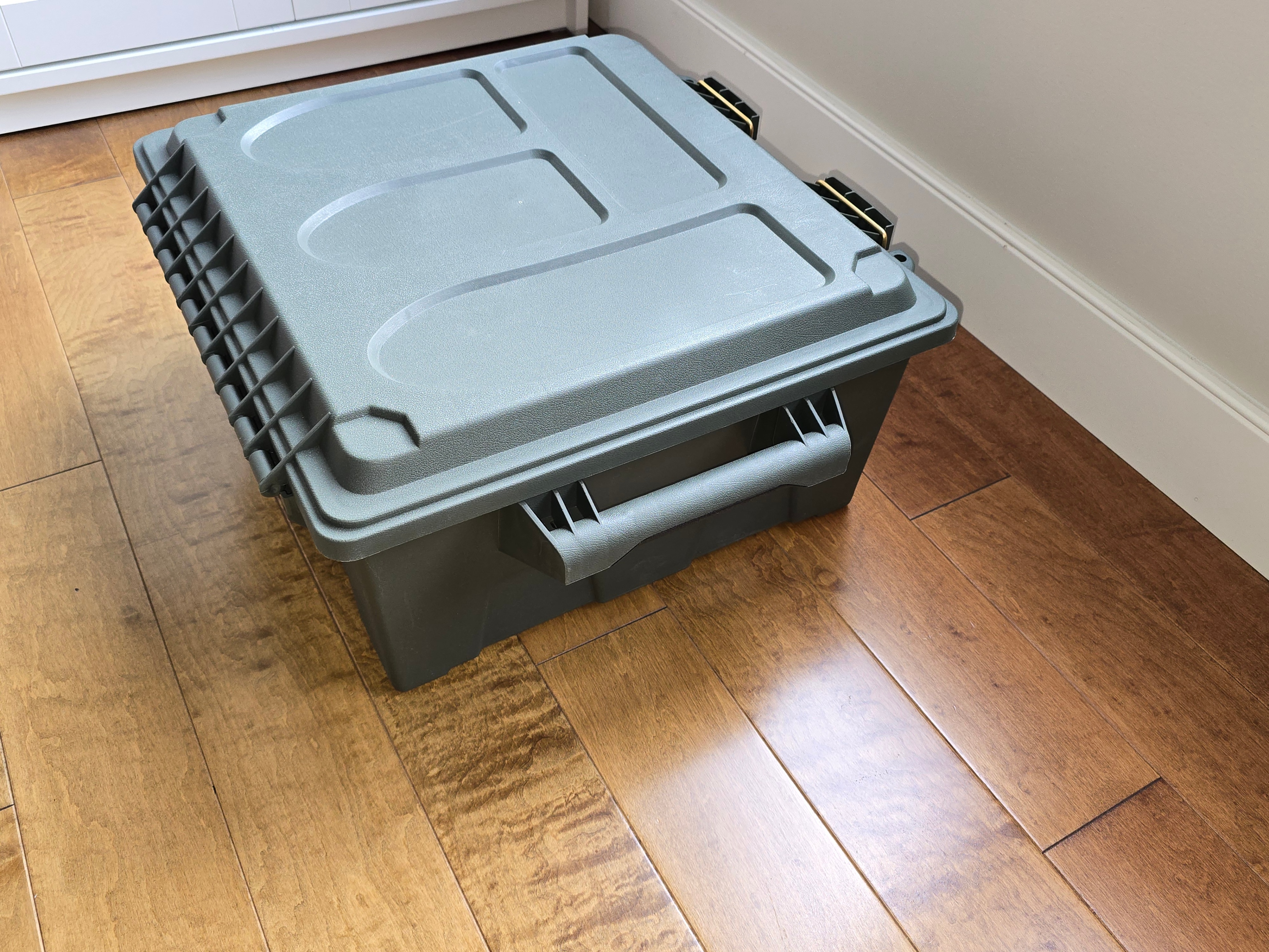 Cabela's Dry Large Storage Box Utility Hunting Waterproof - photo 3
