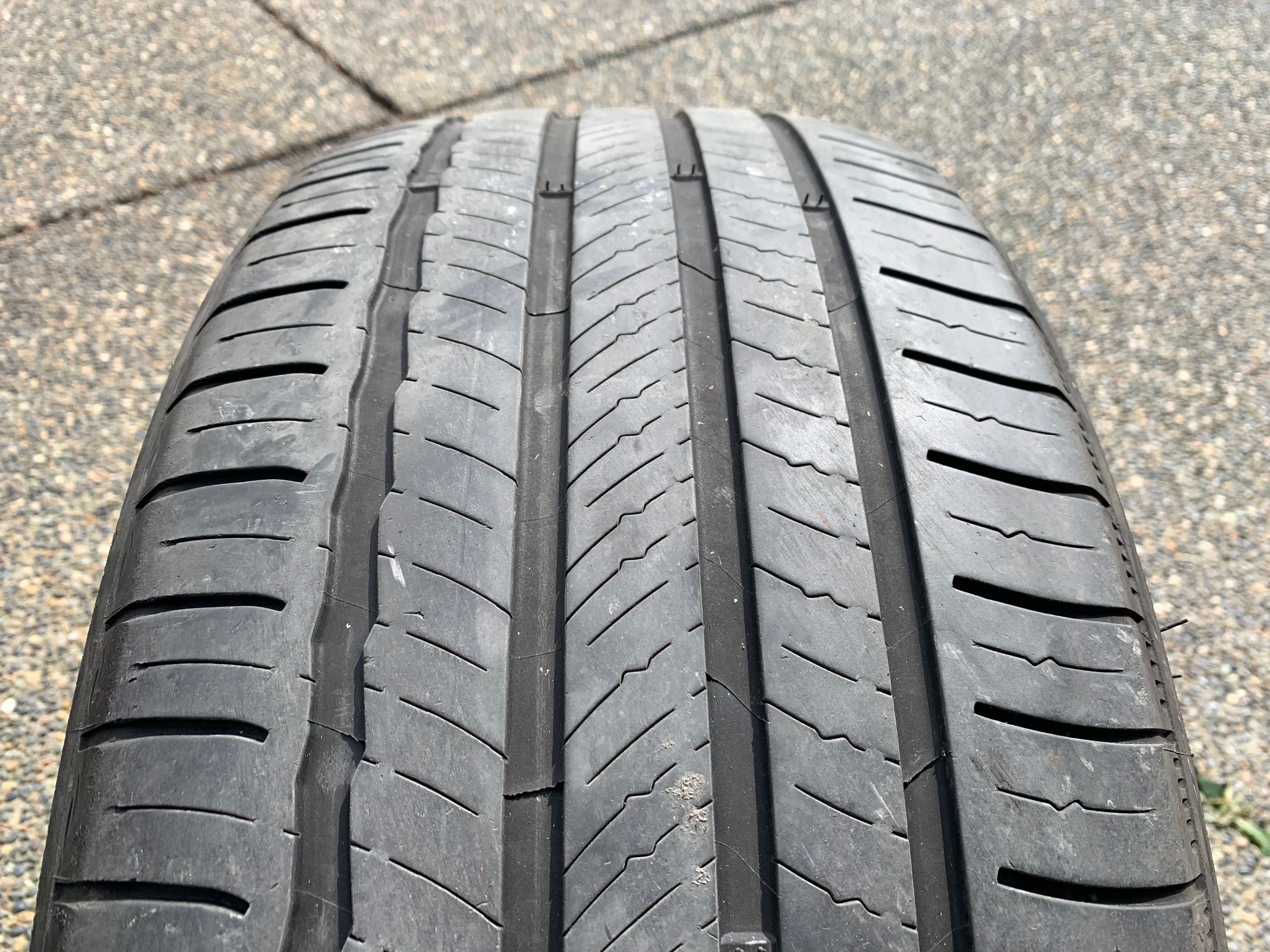 1 X single 255/45/20 M+S Michelin primacy Tour A/S 50% tread - photo 3
