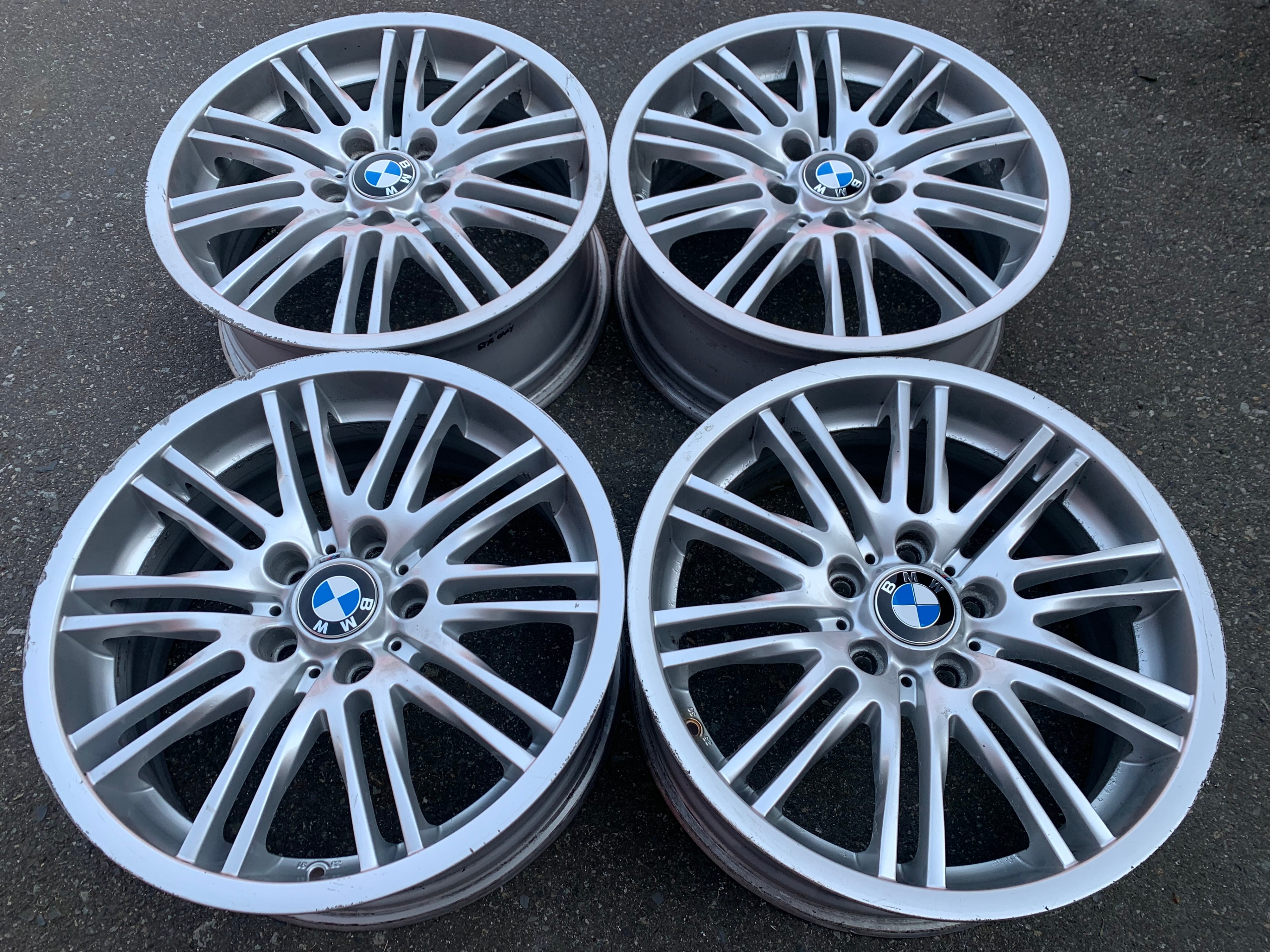 Set of Genuine Factory OEM 18X7.5 style 164 Z4 M3 rims good cond