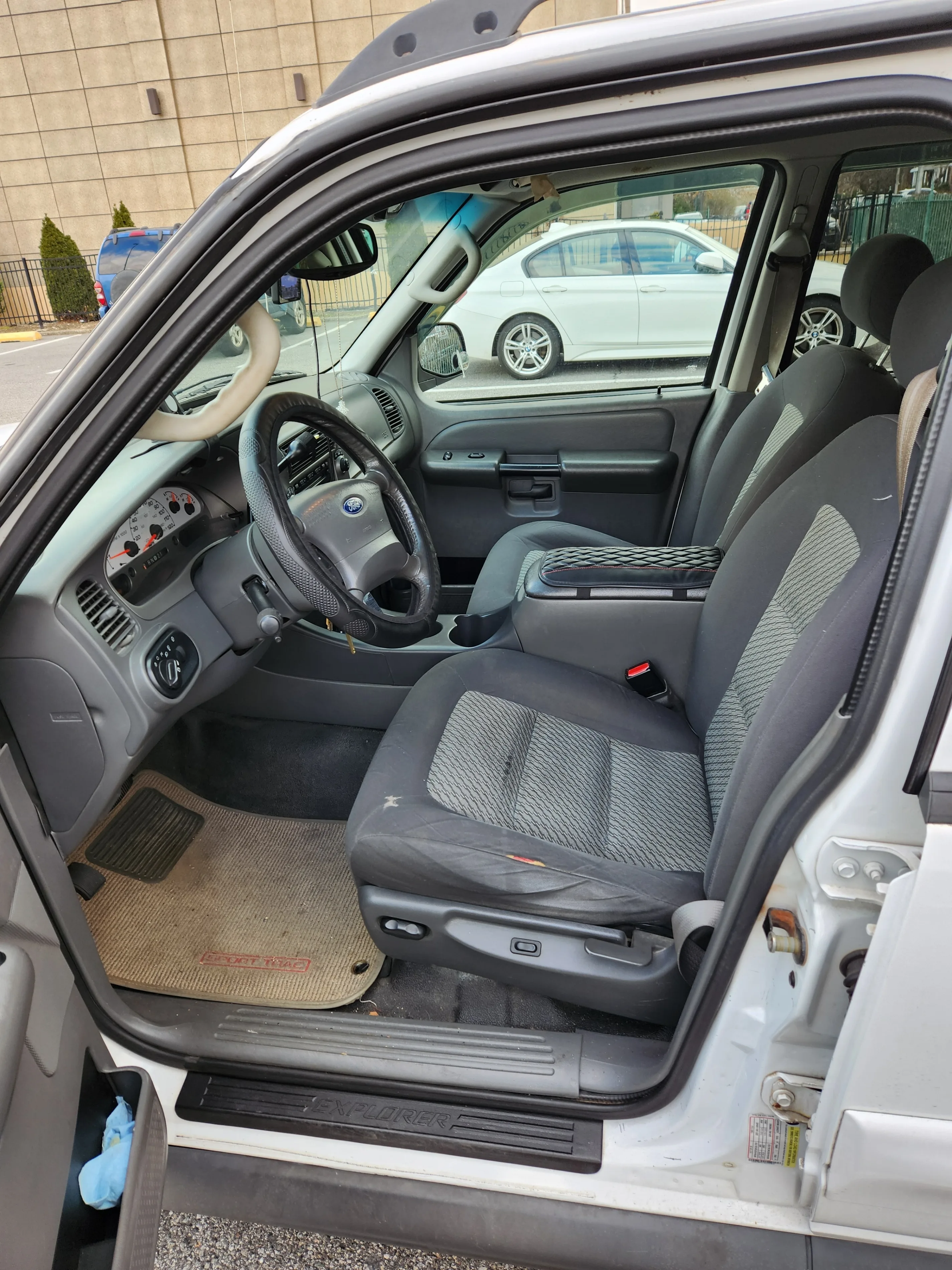 2005 Ford Explorer Sport Trac 4x4 image indicator(6)