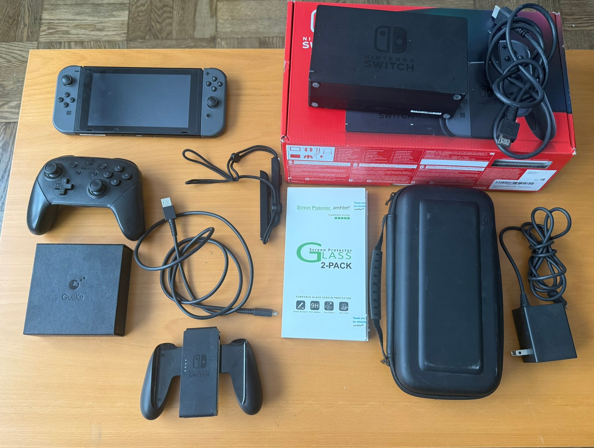 Nintendo Switch 1 (V2) Bundle