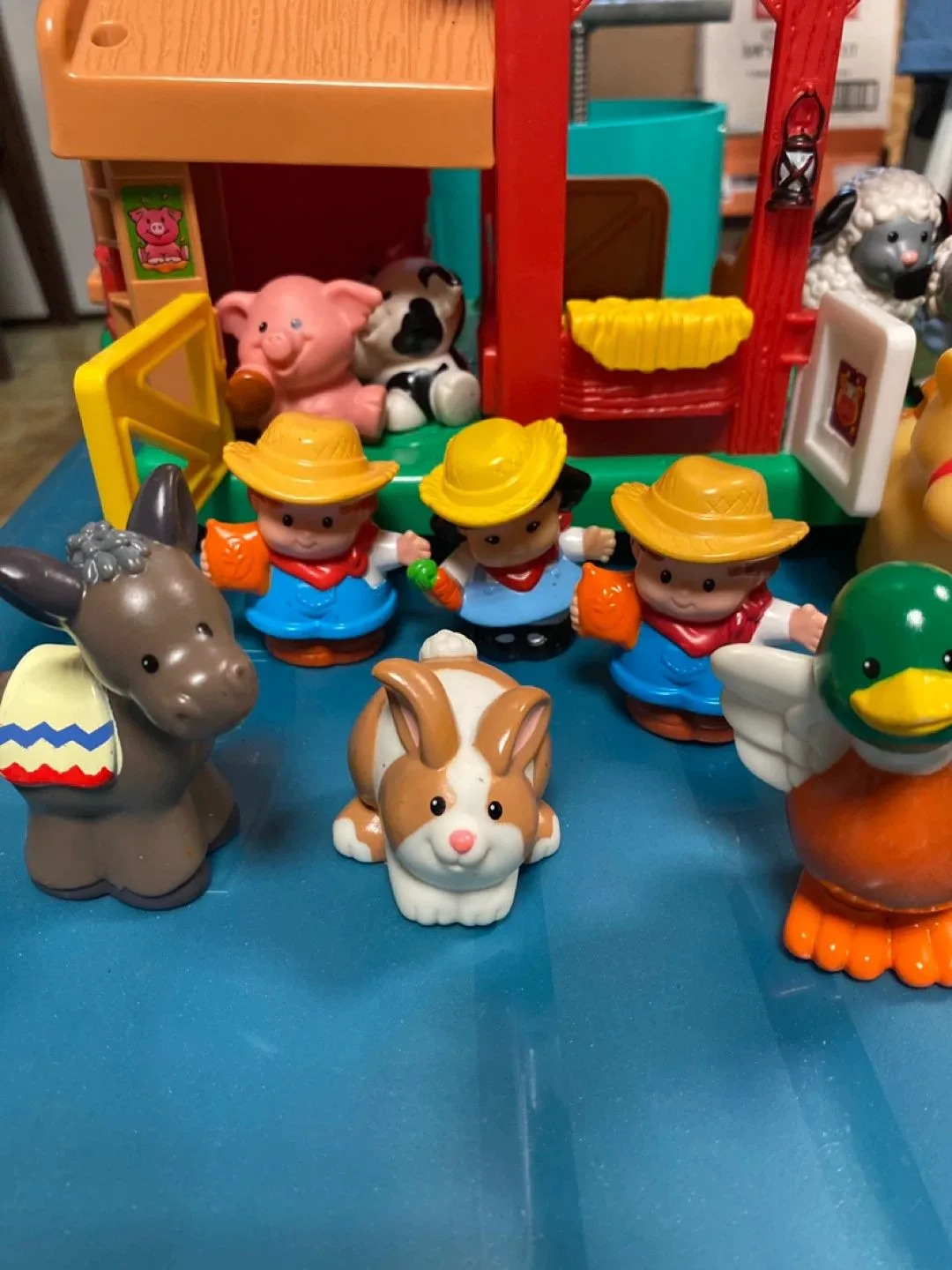 Fisher Price Little People Farm Set, animals and Figures image indicator(3)