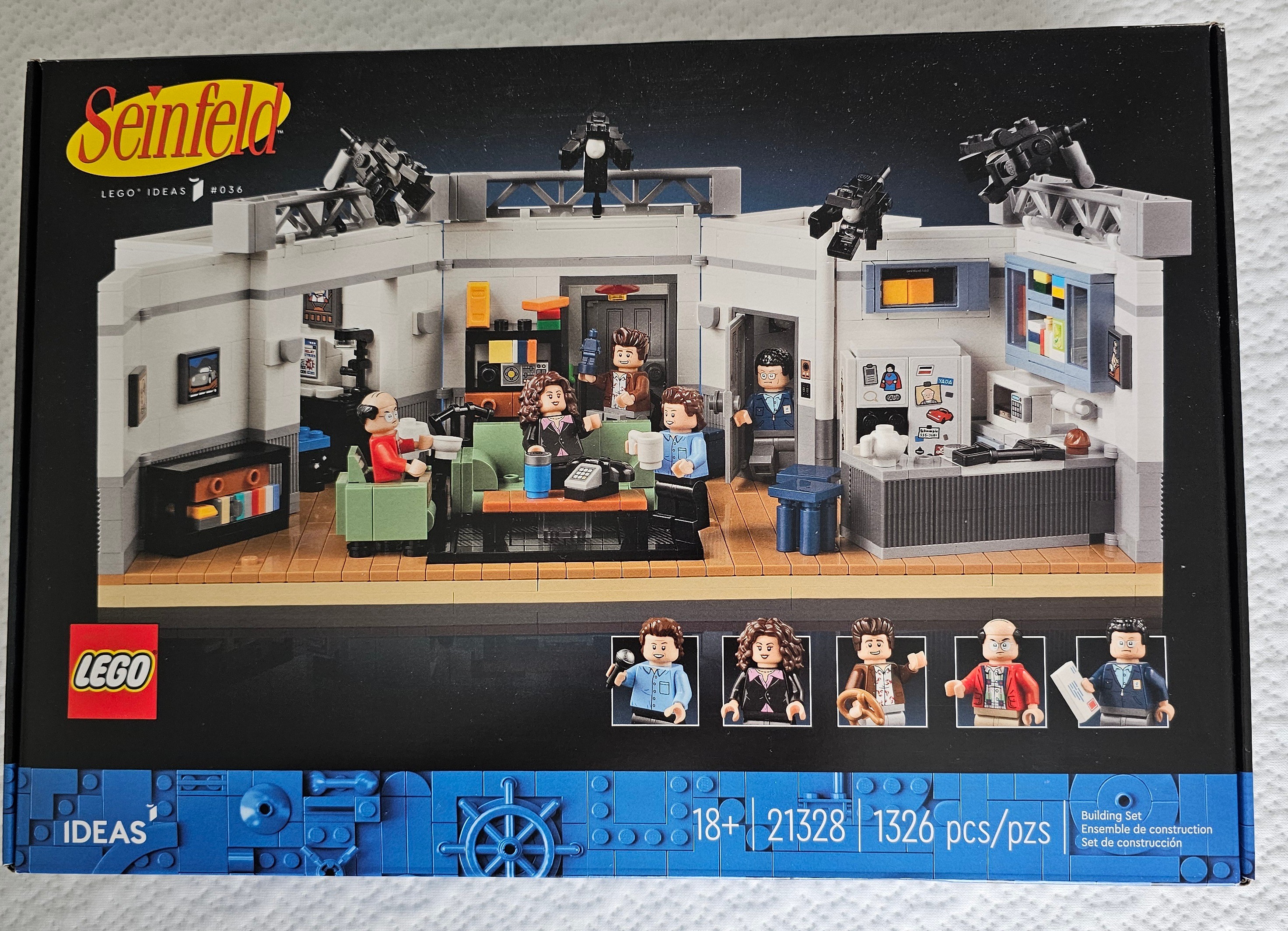 LEGO Ideas: Seinfeld Apartment (#21328) New/Sealed-Retired
