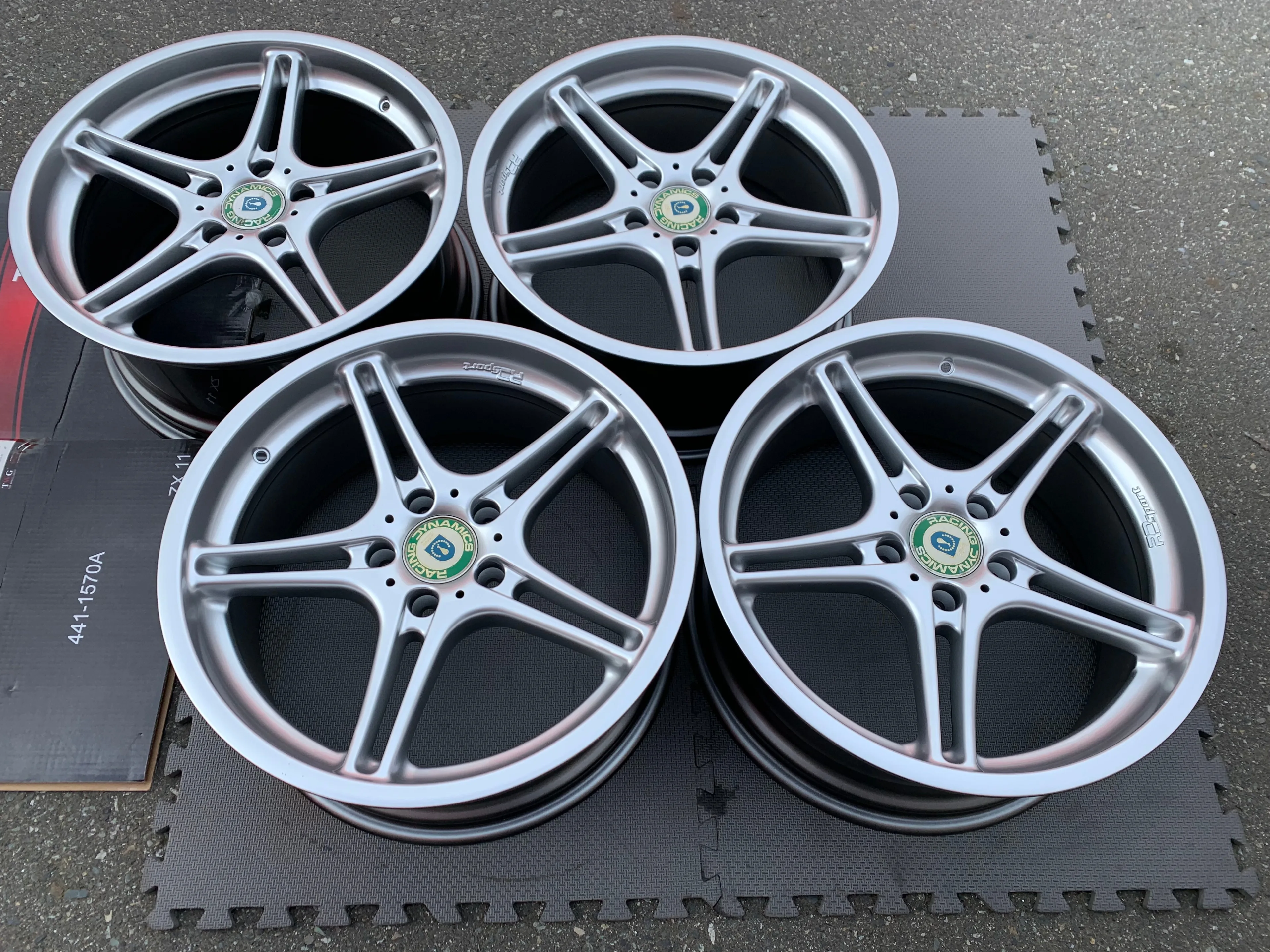 ULTRA RARE - BRAND NEW BMW GENUINE RD2 Racing dynamics 19X8.5 thumbnail