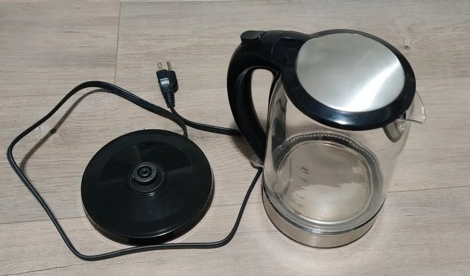 Electric Kettle with Auto-shut feature image indicator(2)