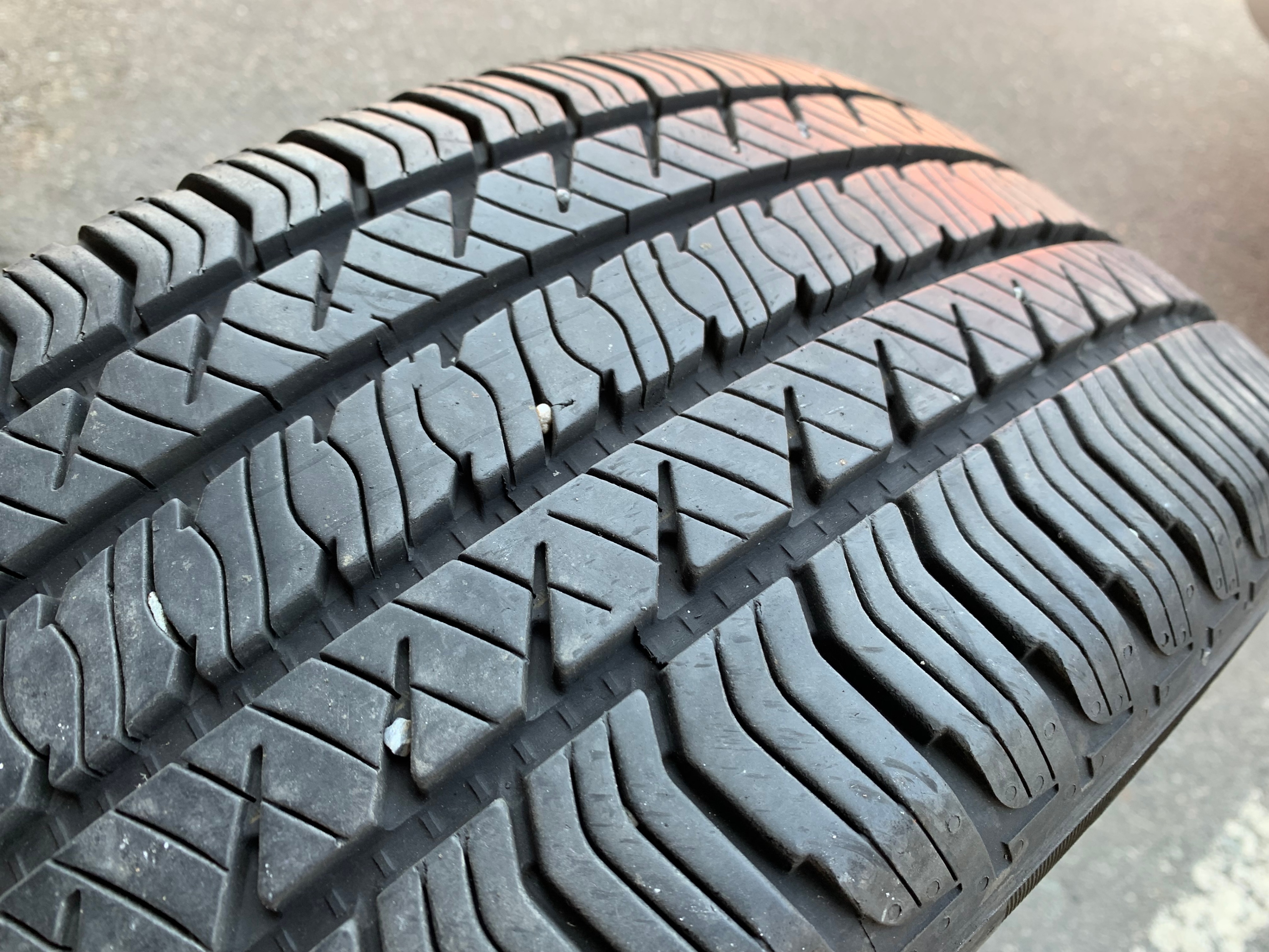 Pair of 215/55/18 95H M+S General Evertrek GT with 90% tread - photo 4