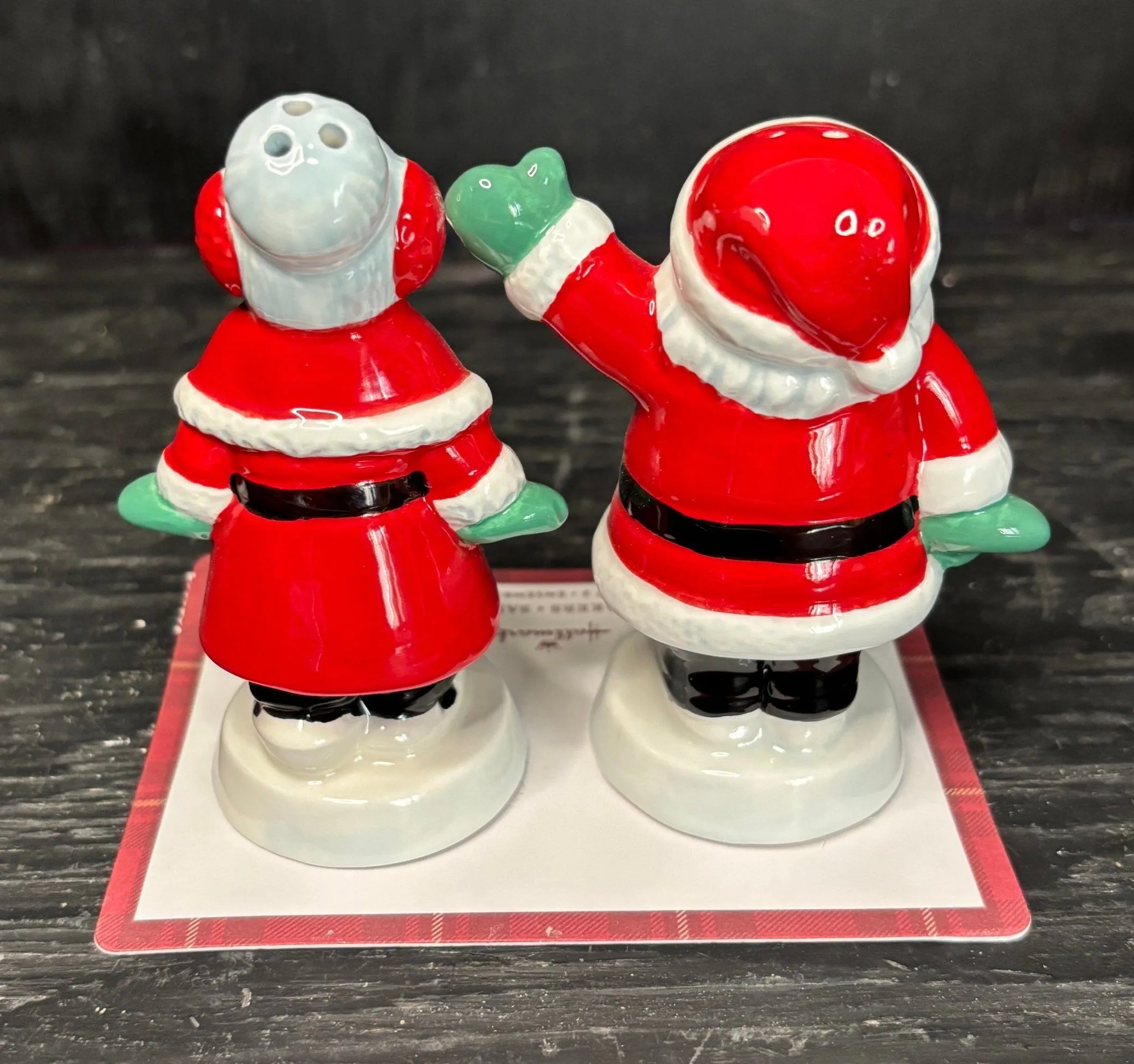 Hallmark Santa Claus Mrs Claus Vintage Salt and Pepper Shakers image indicator(2)