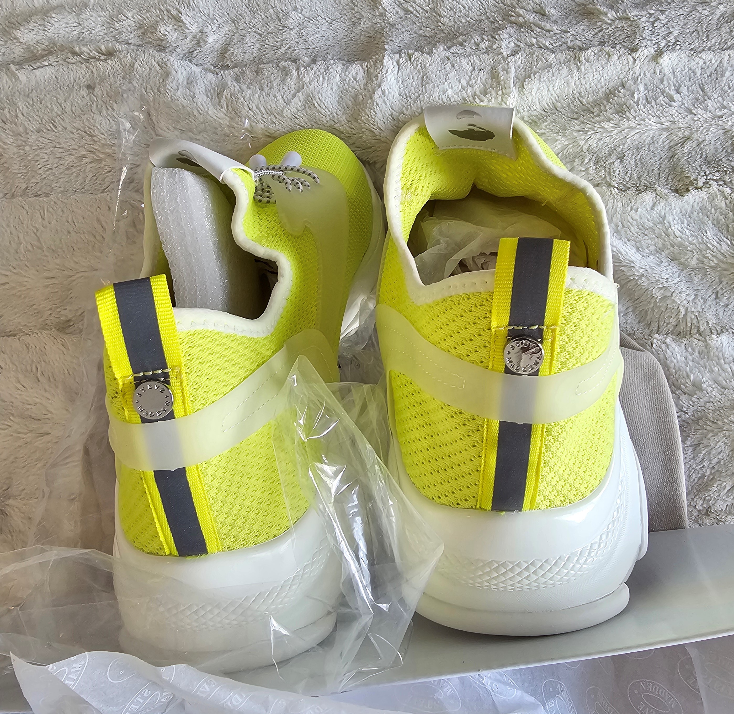STEVE MADDEN "Isles Yellow" Sneakers Men's "Brand New" - photo 3