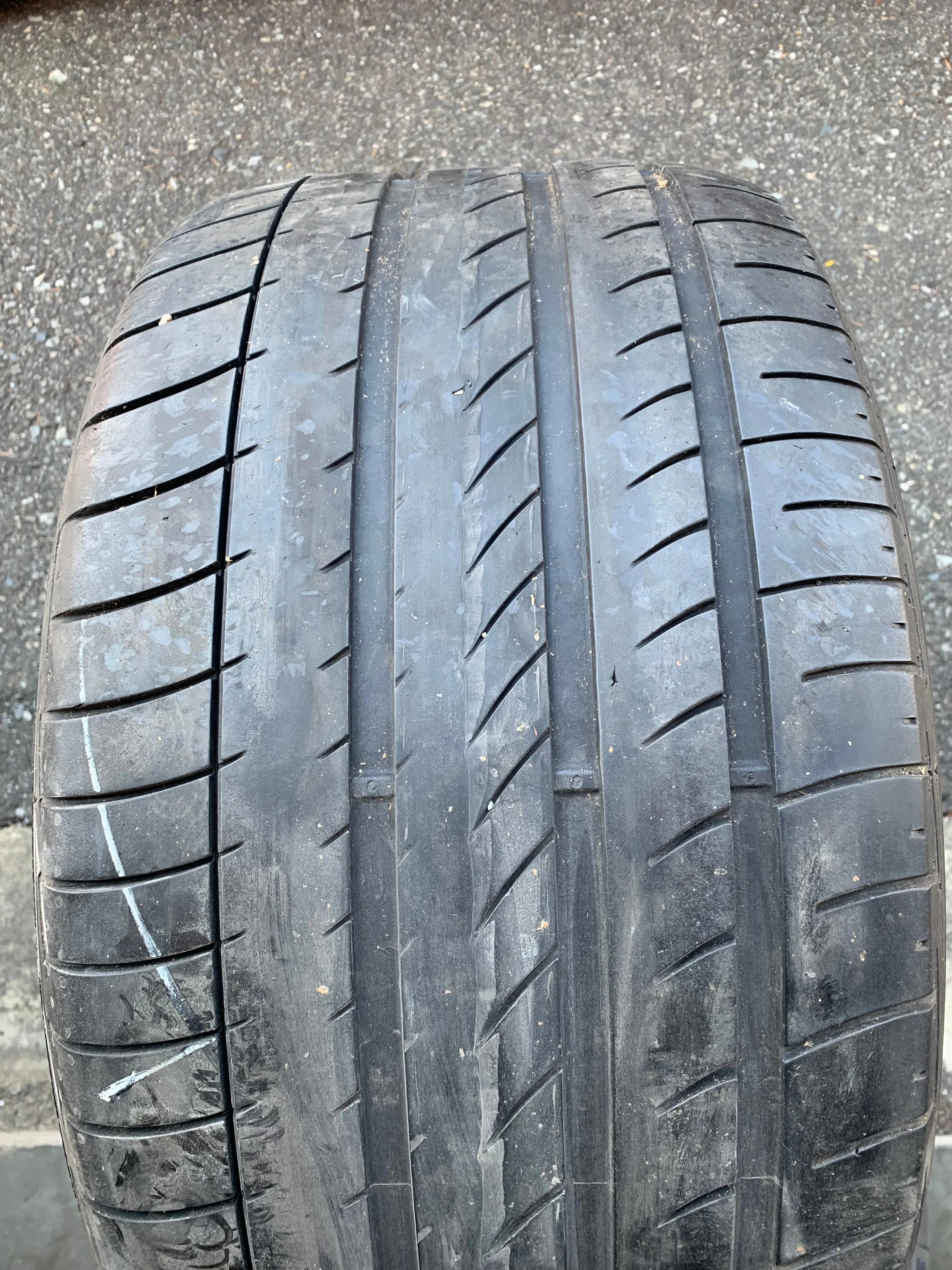 1 X single 315/35/20 Dunlop Sp Sport maxx GT RFT with 55% tread thumbnail