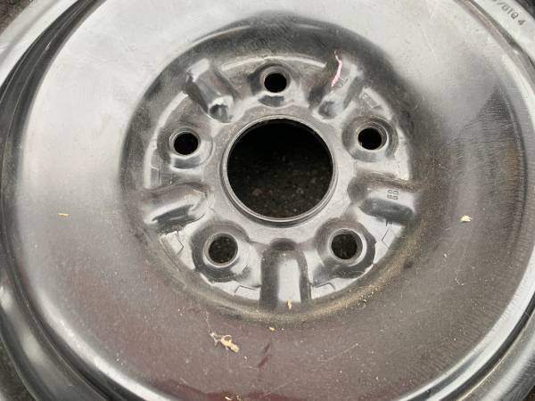 1 X single 205/60/16 Bridgestone 80% tread steel rim 5x114.3mm - photo 2