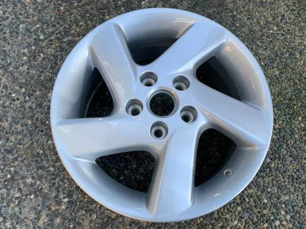 1 X single Brand New OEM factory 16X7" et55 Mazda 6 rim in box thumbnail