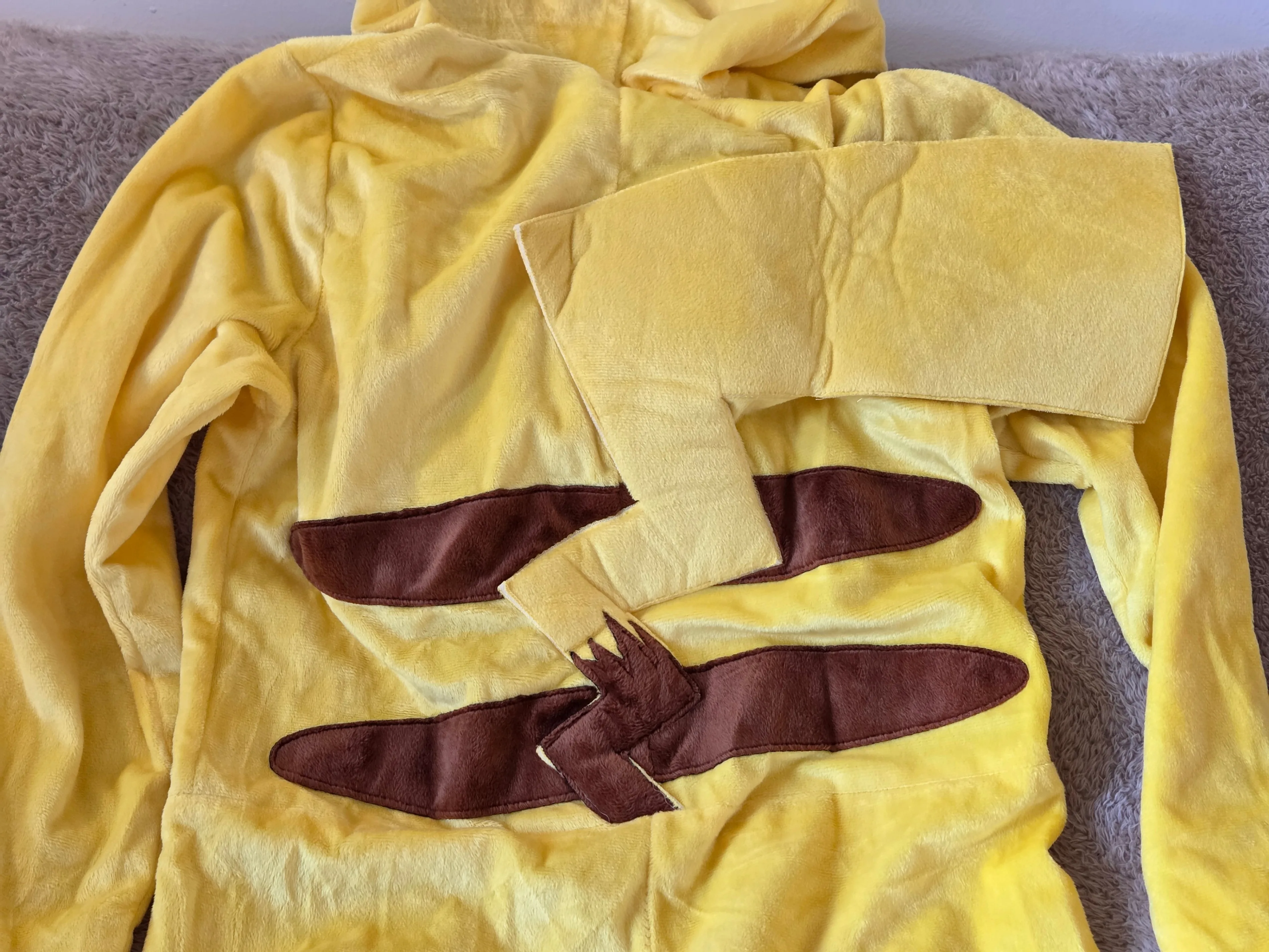 Pokemon Pikachu Kids Costume 10/12 image indicator(5)