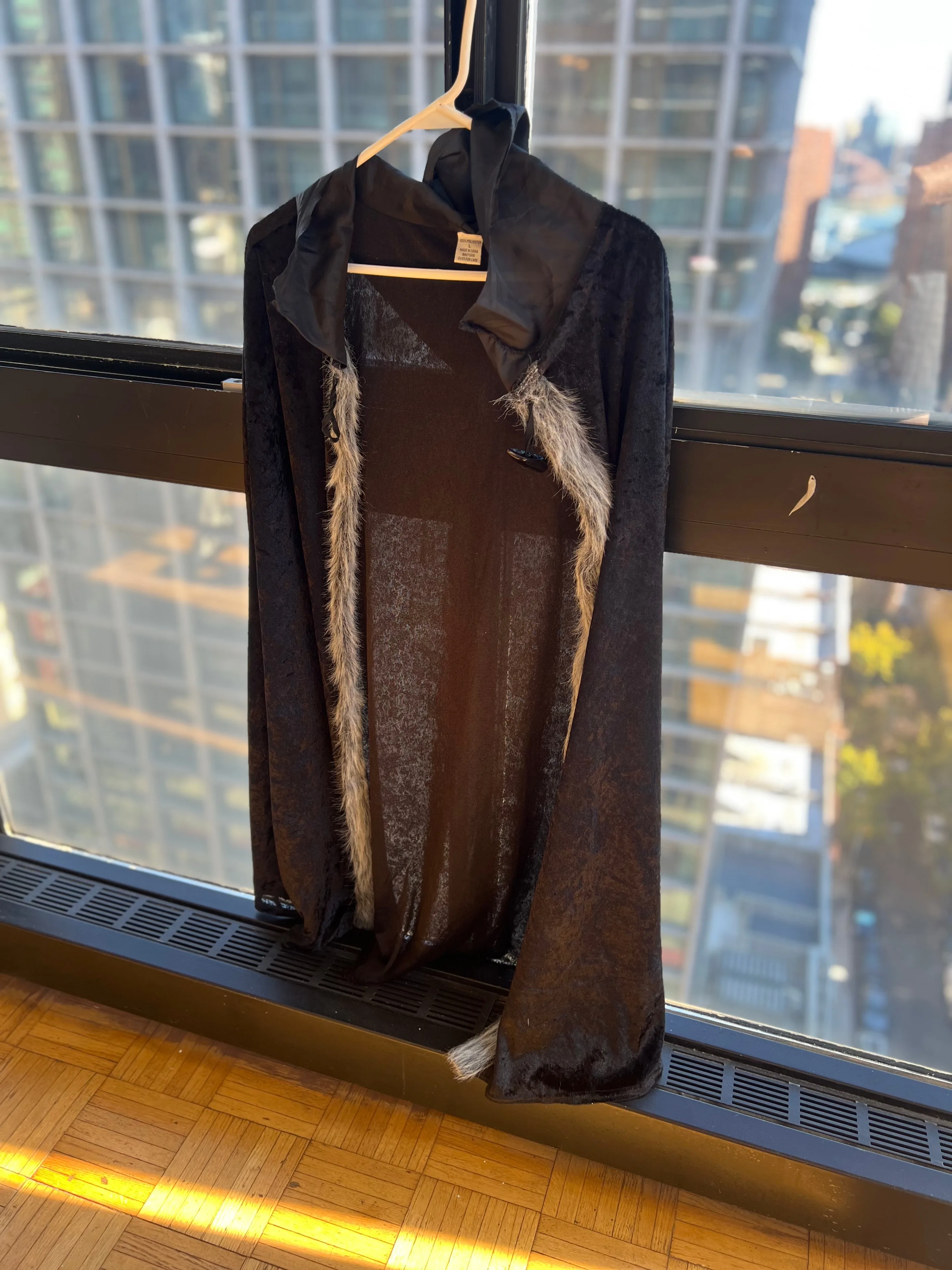 Medieval Knight Halloween Costume Kid’s Large w/ Sword & Shield image indicator(6)