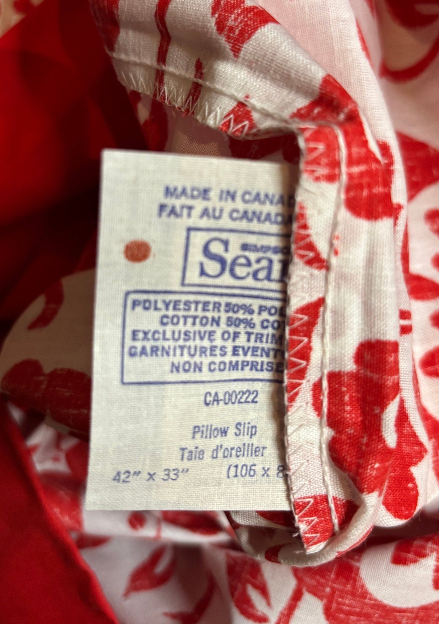 Sears Canada Red Paisley Vintage Queen Size Pillowcases - photo 3