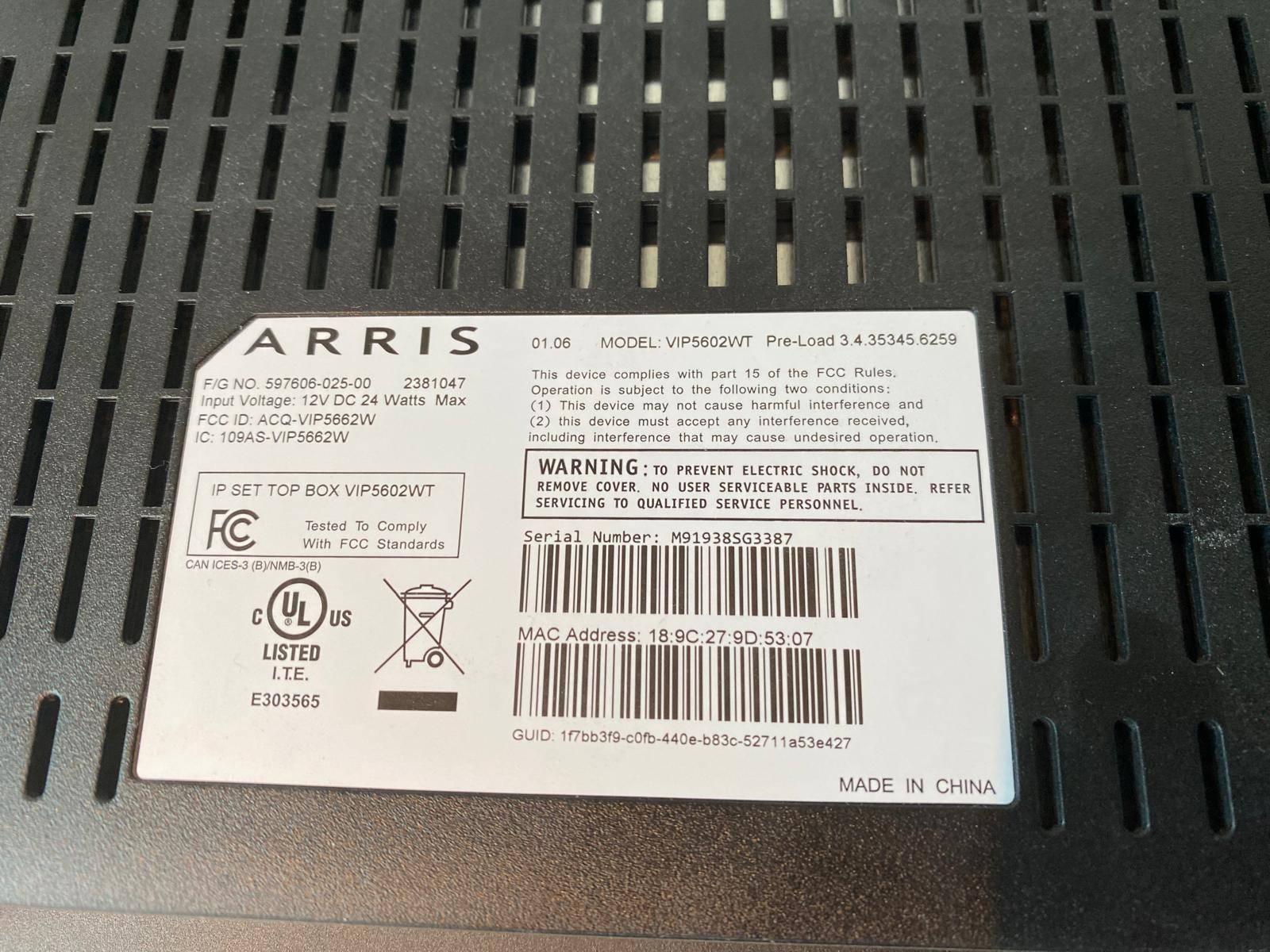 Arris VIP5602WT with Remote & Telus T3200M wifi modem - photo 3