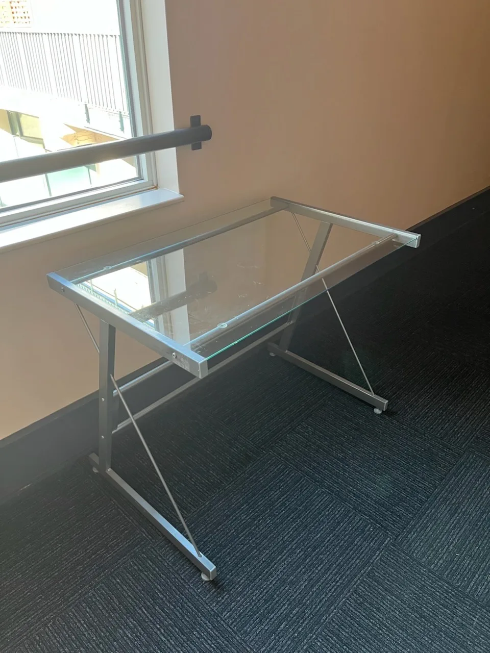 glass desk grey thumbnail