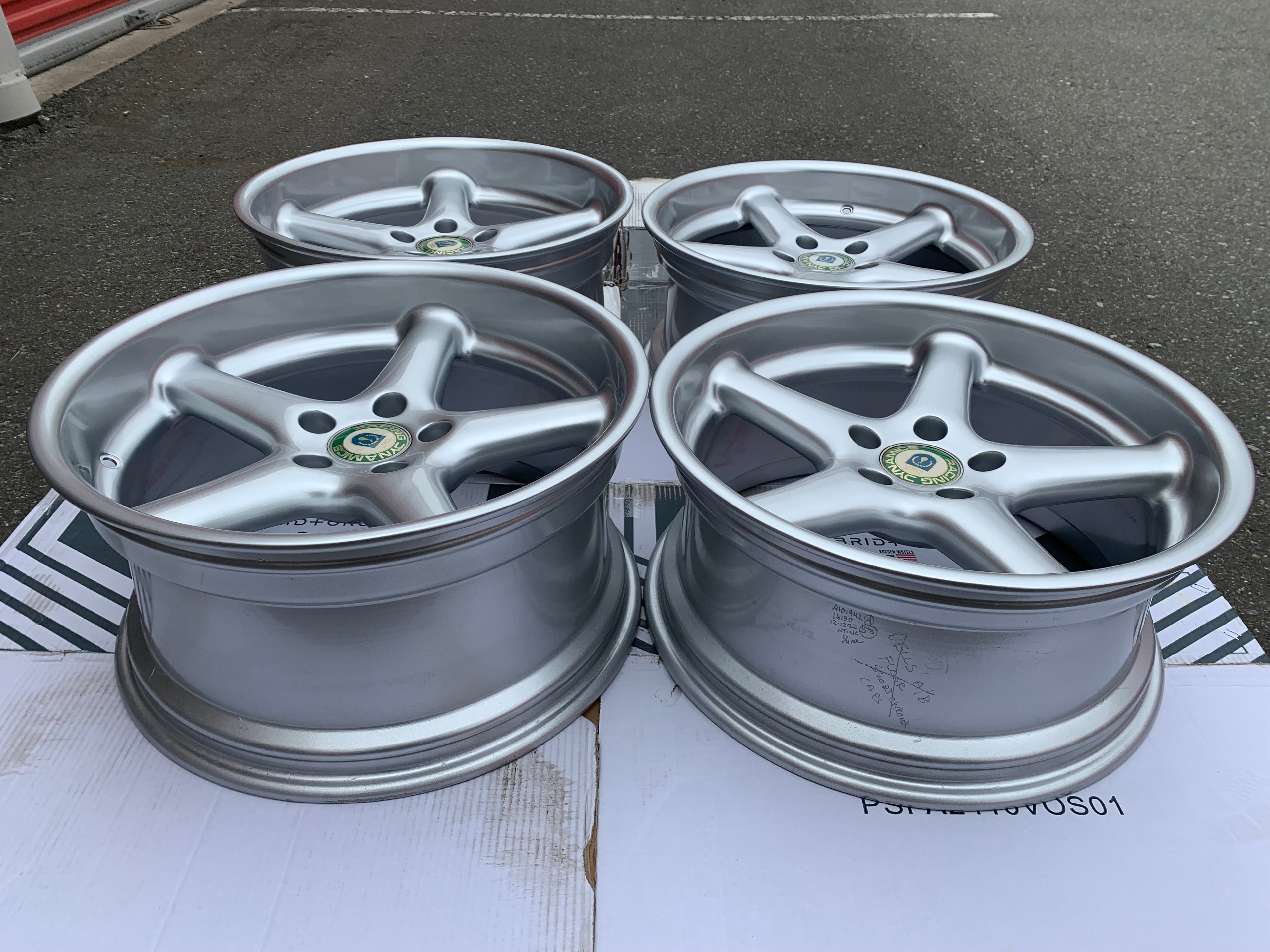 ULTRA RARE - BMW GENUINE Racing dynamics RD 19X8.5/9.5 as new - photo 3