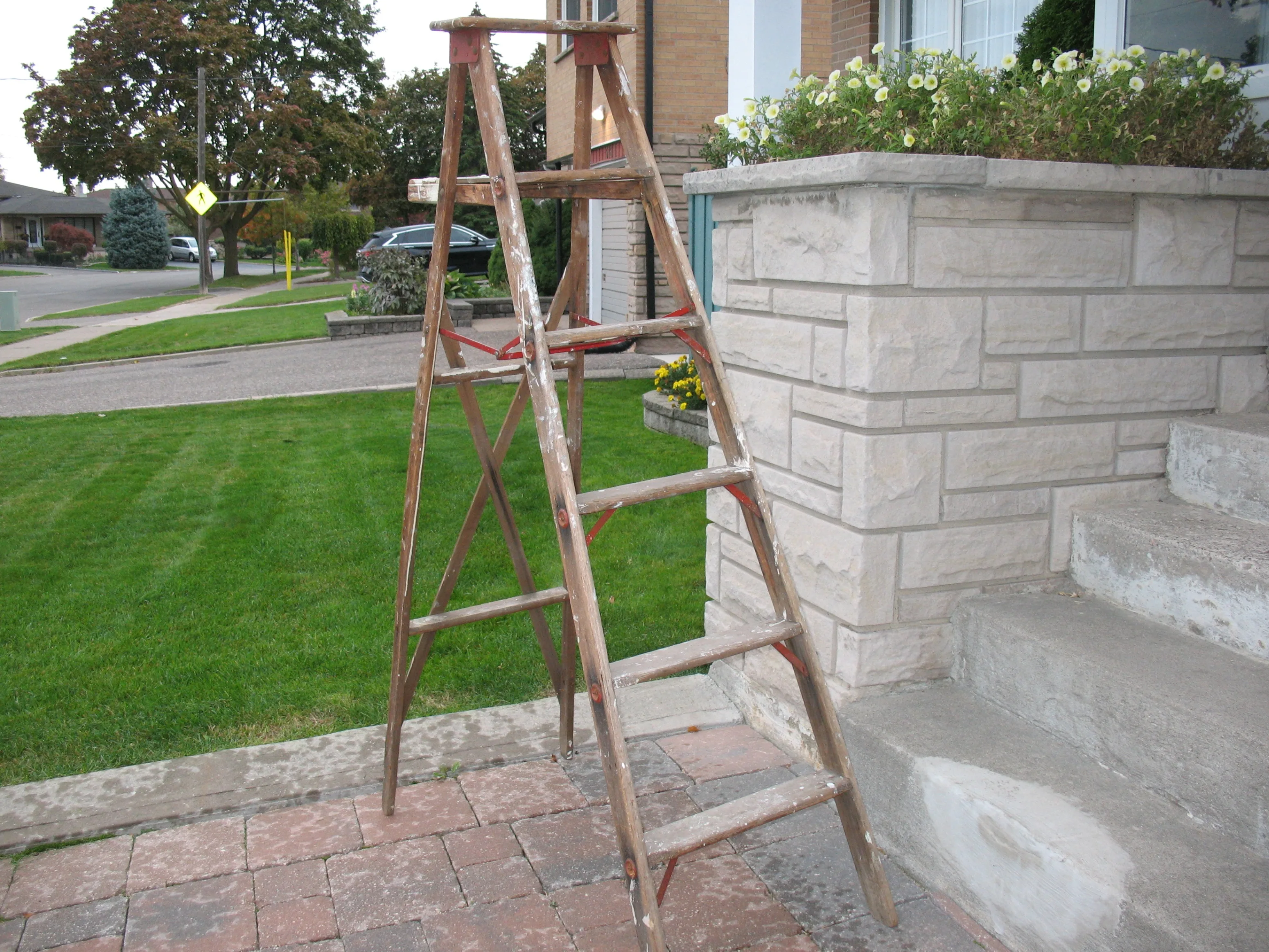 6 Foot Vintage Wooden Ladder image indicator(2)
