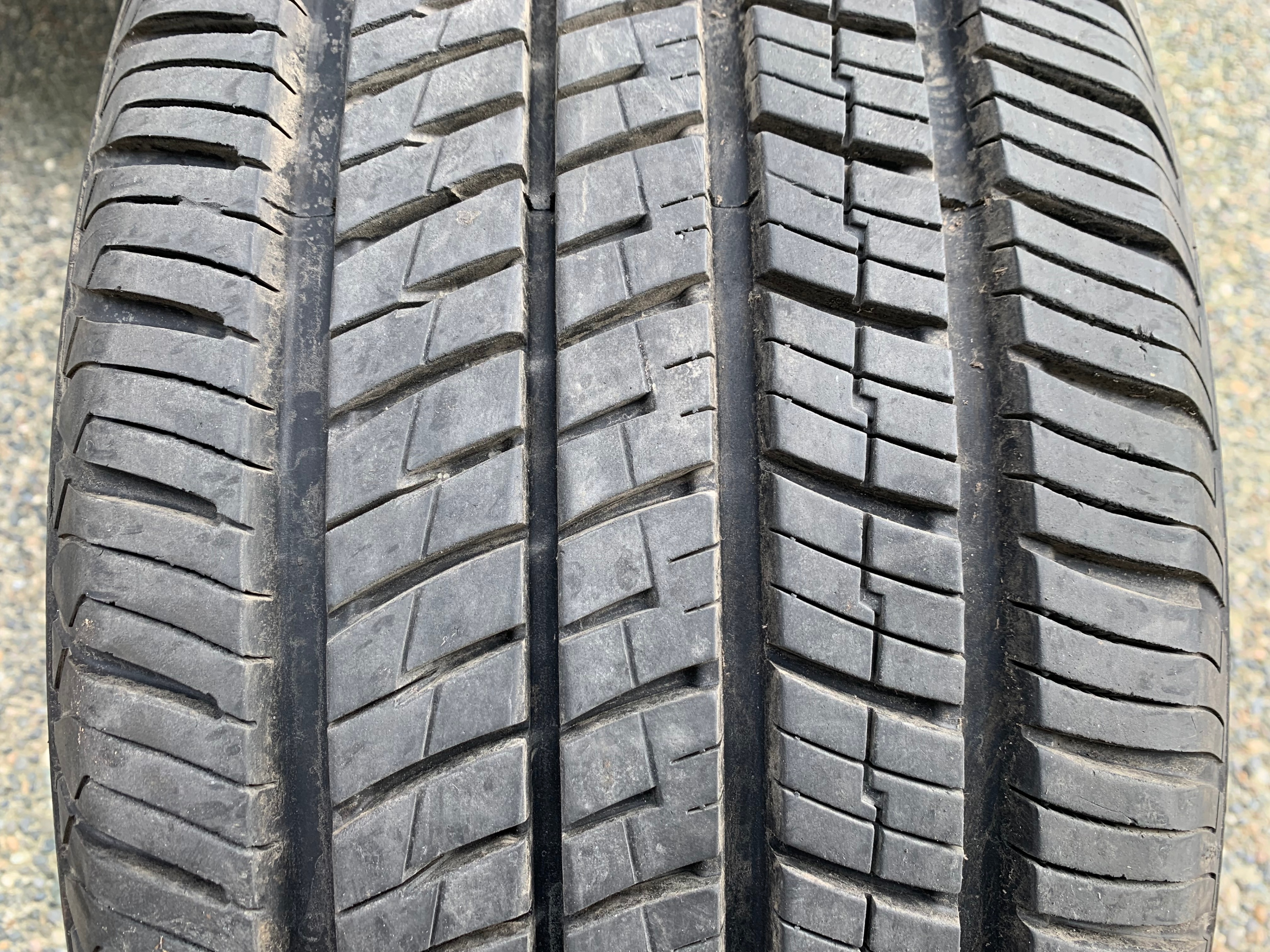 1 X single 245/50/18 M+S Yokohama Avid Ascend GT tread like new - photo 2