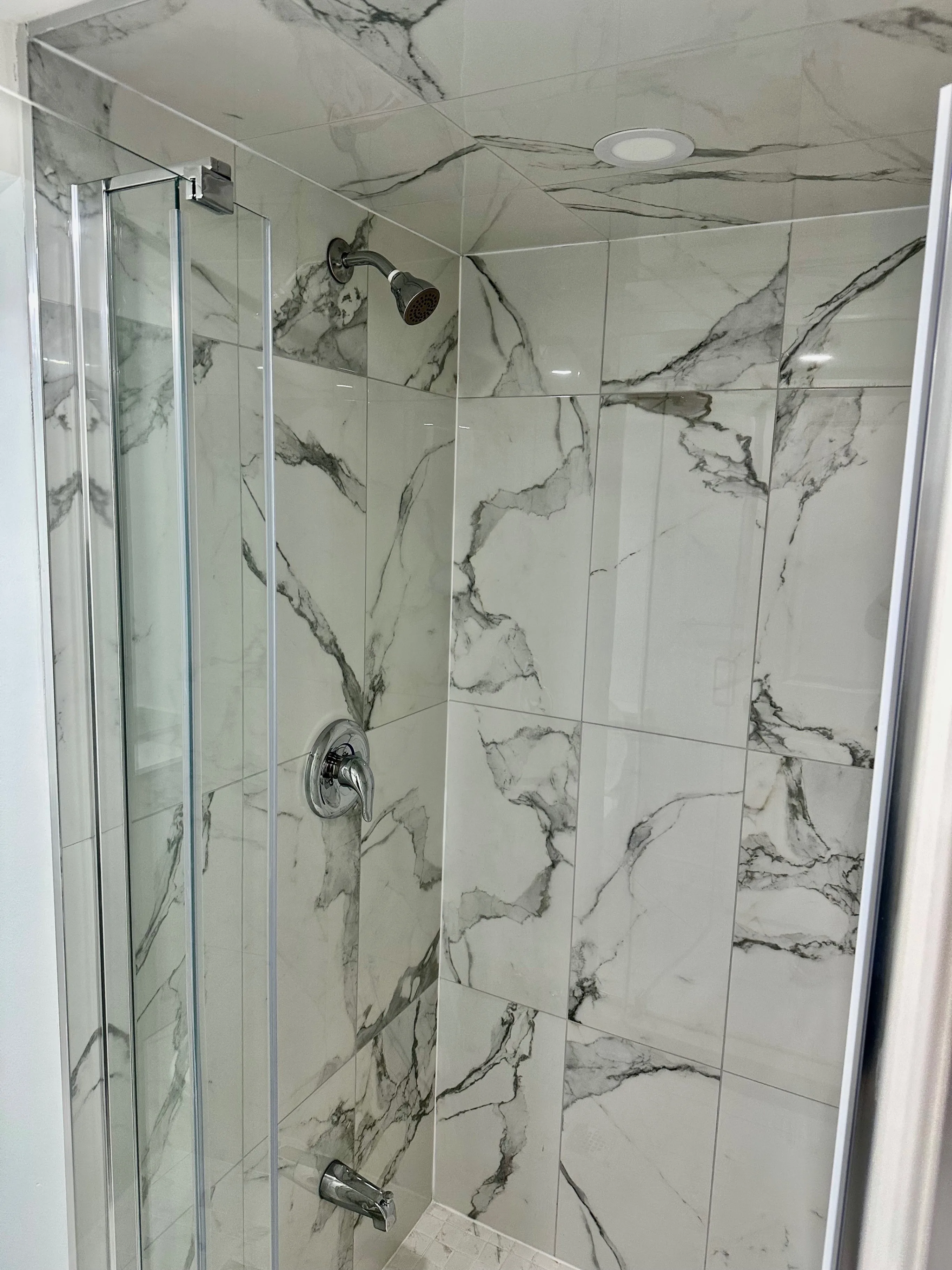 2 Beds 1 Bath Basement for Rent image indicator(4)