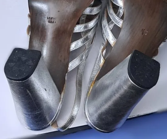 LOUIS Evening Vintage Silver Strappy Heels Size 8 image indicator(4)