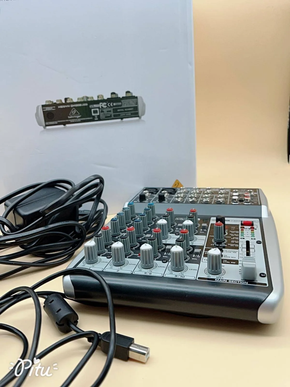 Audio mixer with packaging thumbnail