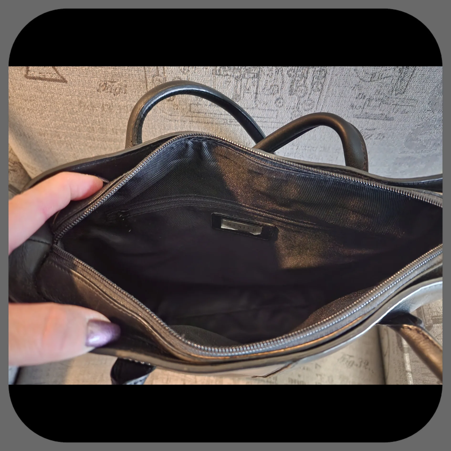 DANIER || Black Leather Bucket Purse image indicator(5)