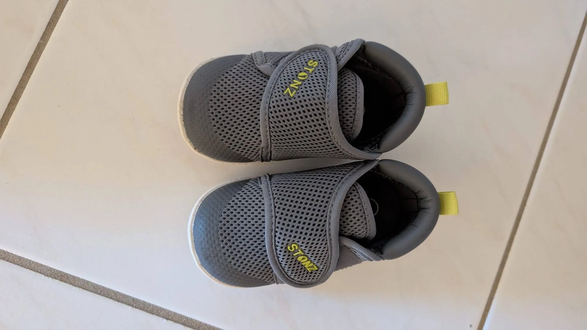 STONZ Baby Shoes - Size 6 image indicator(2)