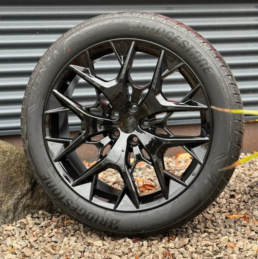 NEW 21”Lexus RX rims(5x114)+235/50/R21 Goodyear/Bridgestone A/S