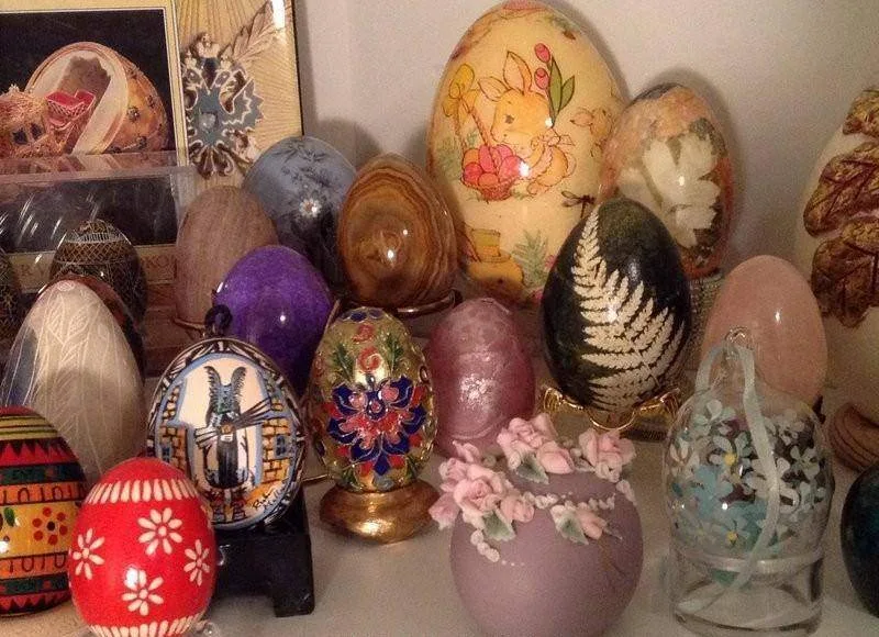 RARE Collector’s Lot 60+ Decorated Eggs Pysanky Stone Porcelain image indicator(4)