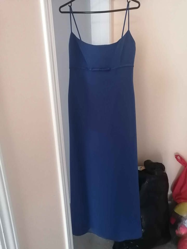 Blue long prom / grad dress