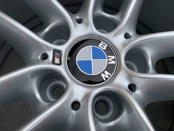 Set of Genuine factory F12 6 series 20" style 373 rims as New - photo 4