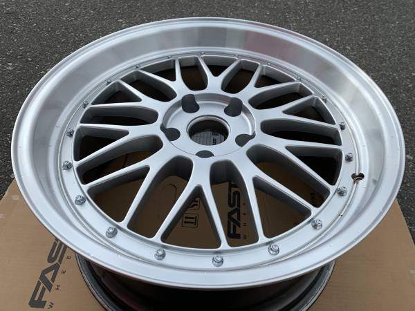 1 X single BMW 19X9.5 BBS LM replica AfterMarket rim as New cond - photo 2