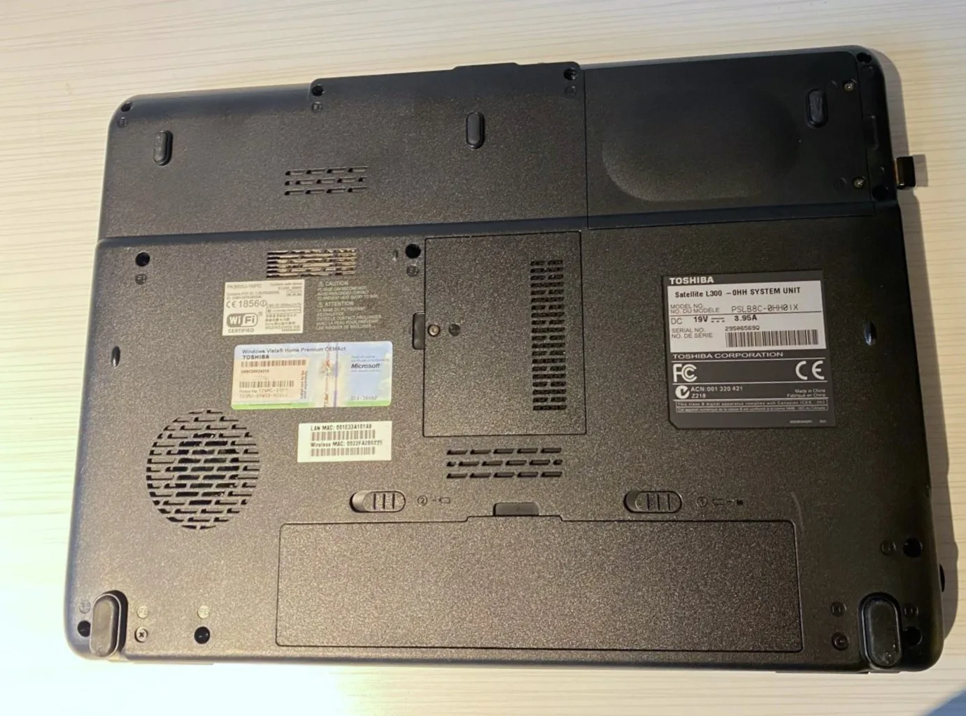 Toshiba Satellite L300 Intel Core Duo T6400 2.0GHz 4.00GB RAM image indicator(6)