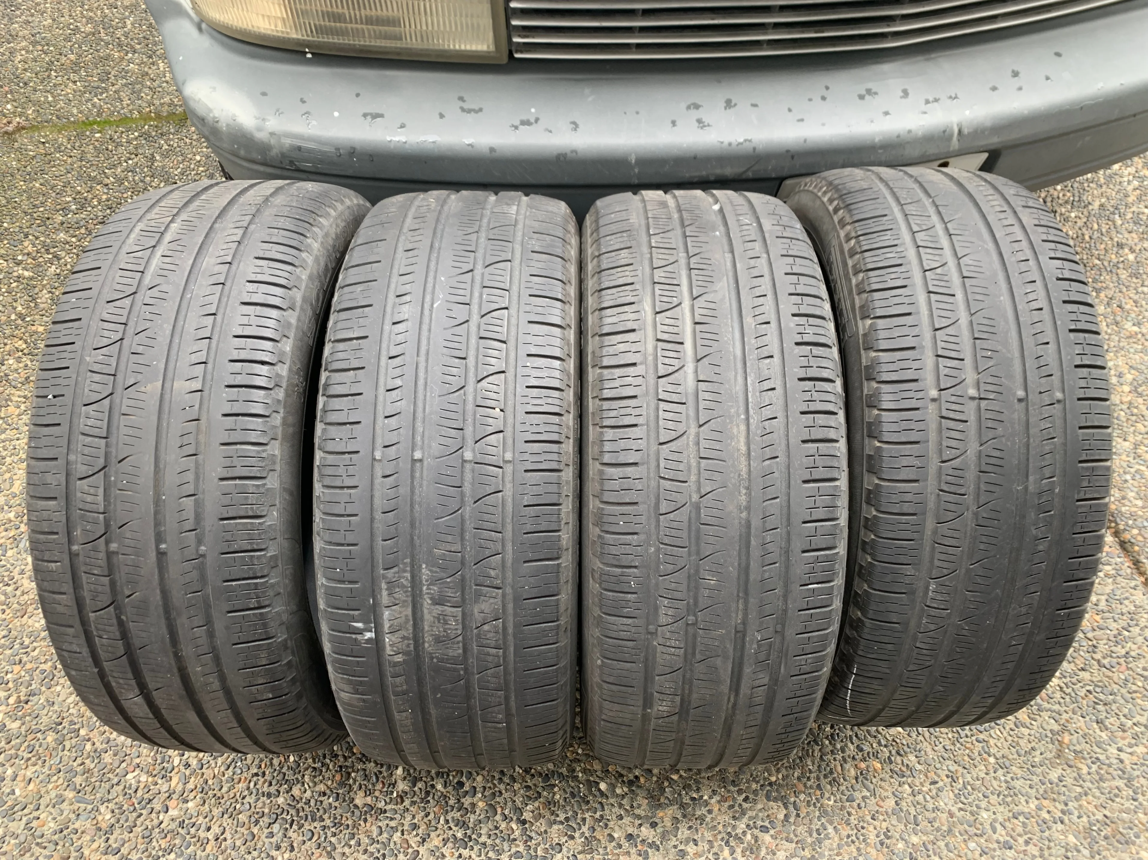 SET of 235/50/18 97H M+S Pirelli Scorpion verde A/S 55/60% tread thumbnail