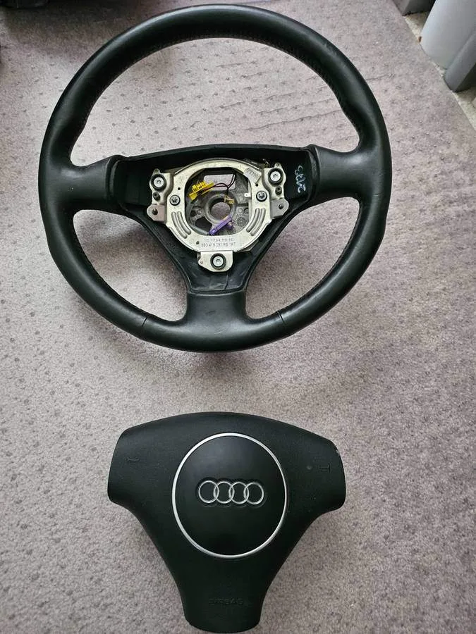 Audi B6 A4 02-05 2002-2005 Steering Wheel w AirBag BLACK Leather image indicator(3)