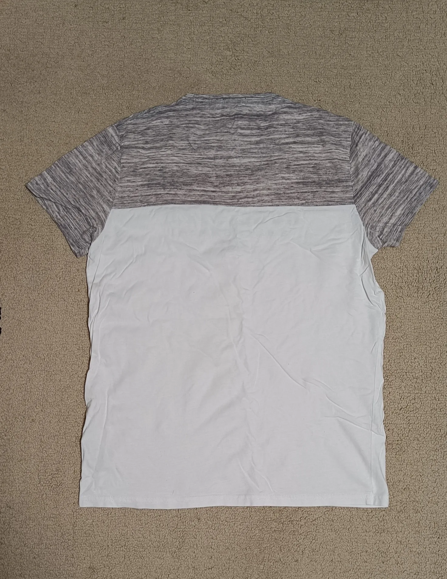 Hollister T-Shirt image indicator(2)