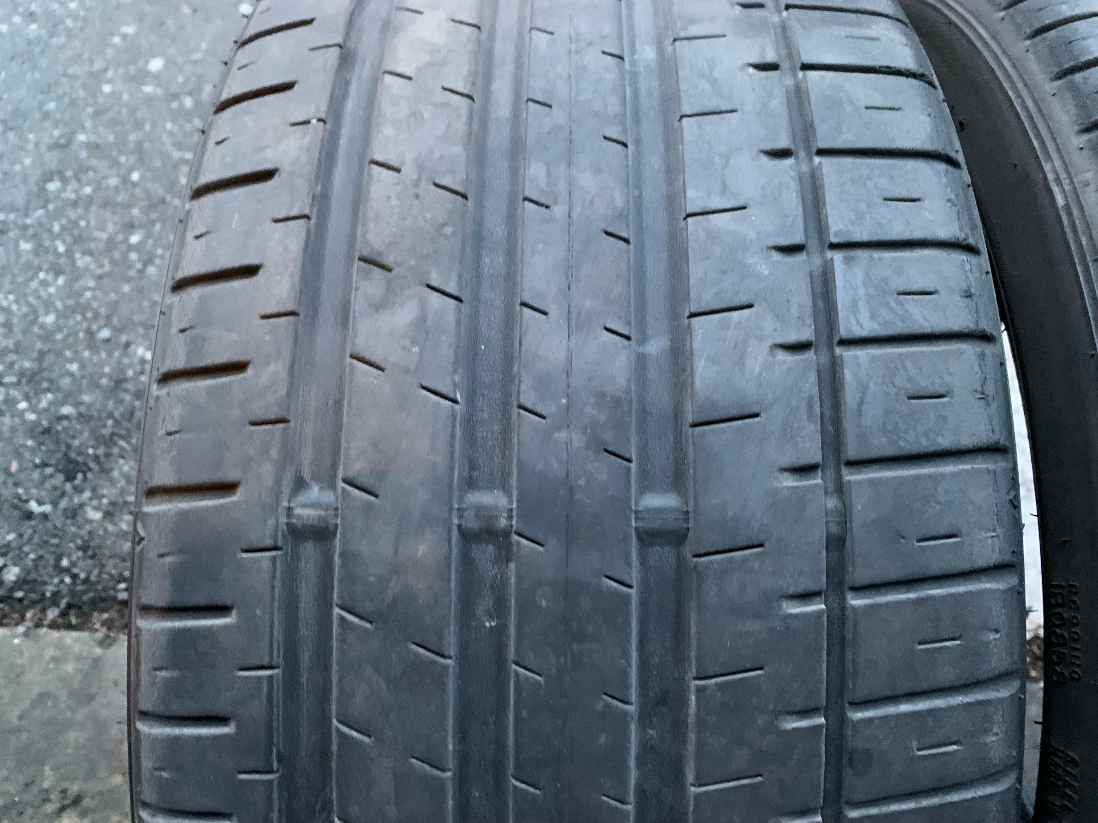 PAIR of Nice 235/35/19 91Y Falken Azenis FK510 with 60% tread - photo 2