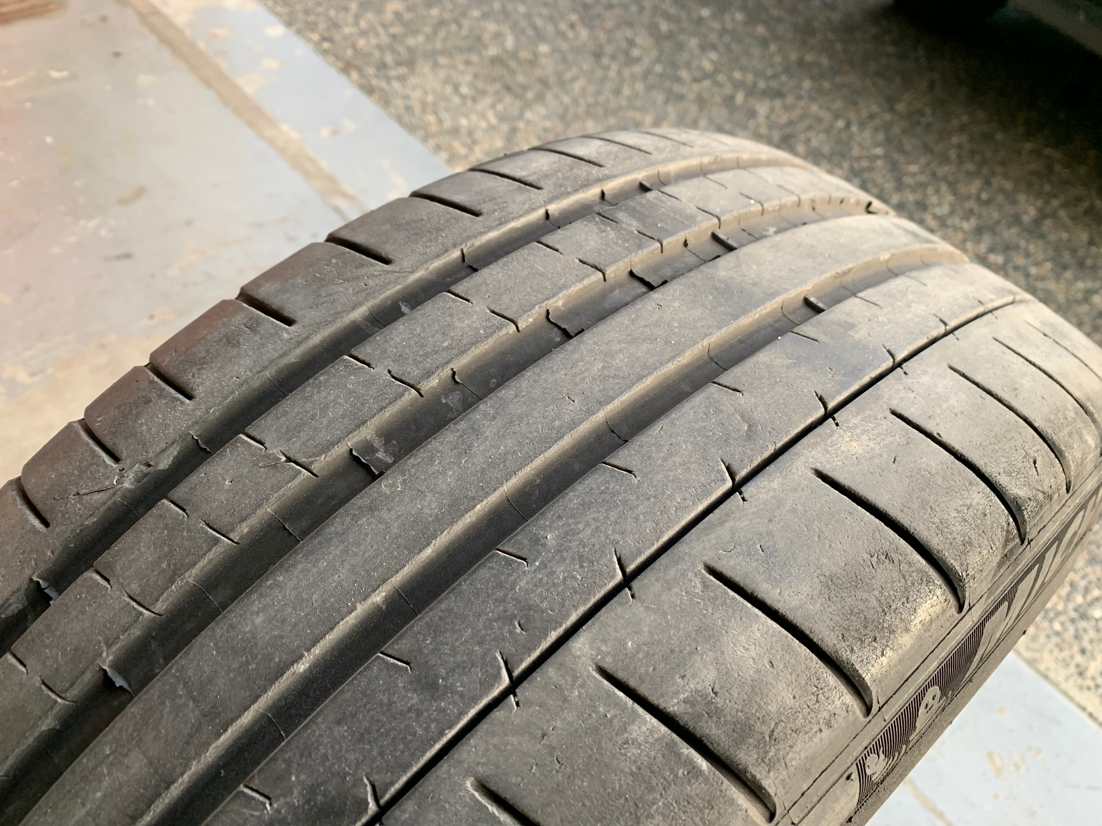 1 X single 225/45/18 95Y XL Michelin Pilot Super Sport 65% tread - photo 4