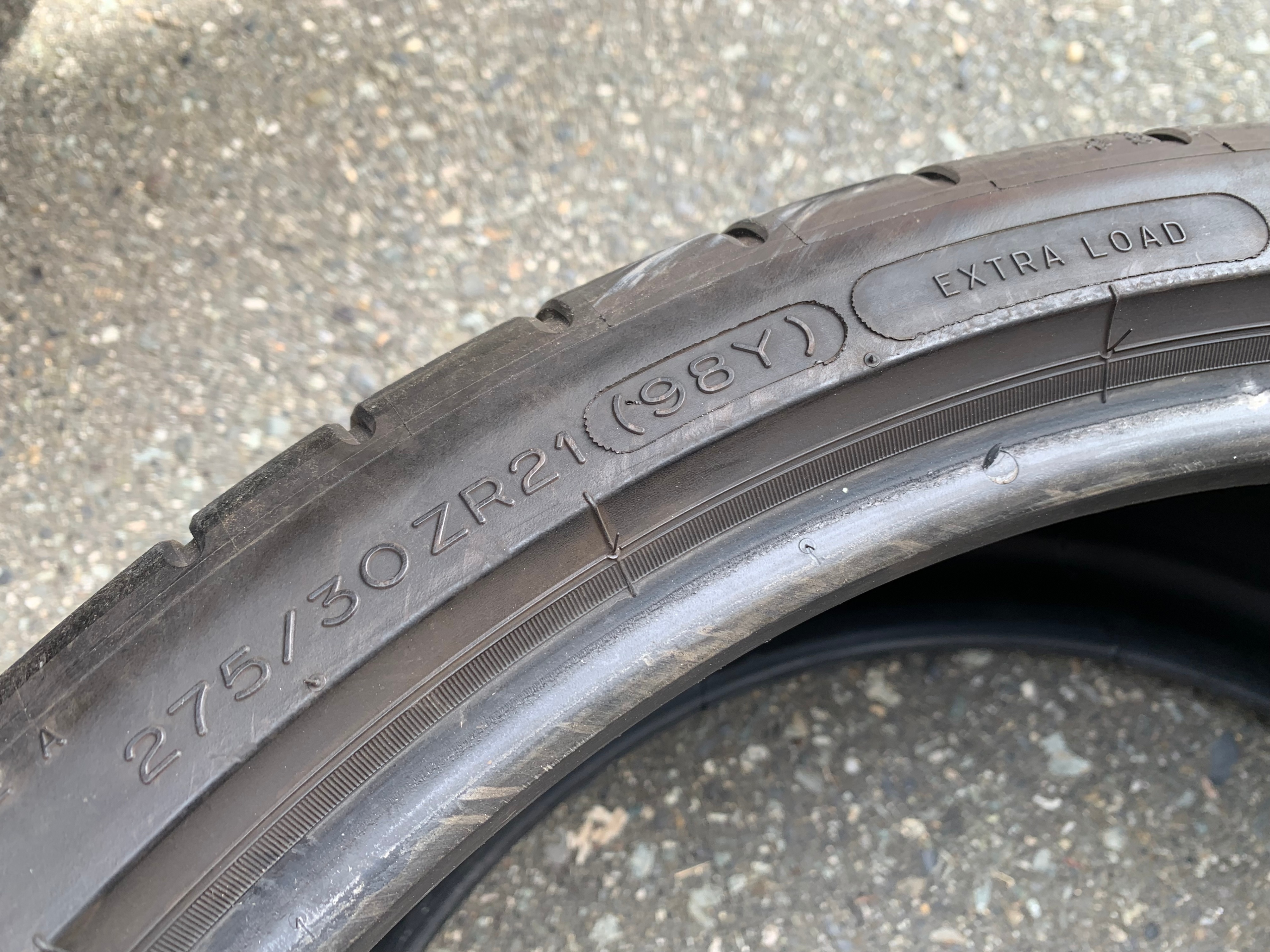 PAIR of 275/30/21 XL Michelin Pilot Sport ZP RFT with 60% tread - photo 5