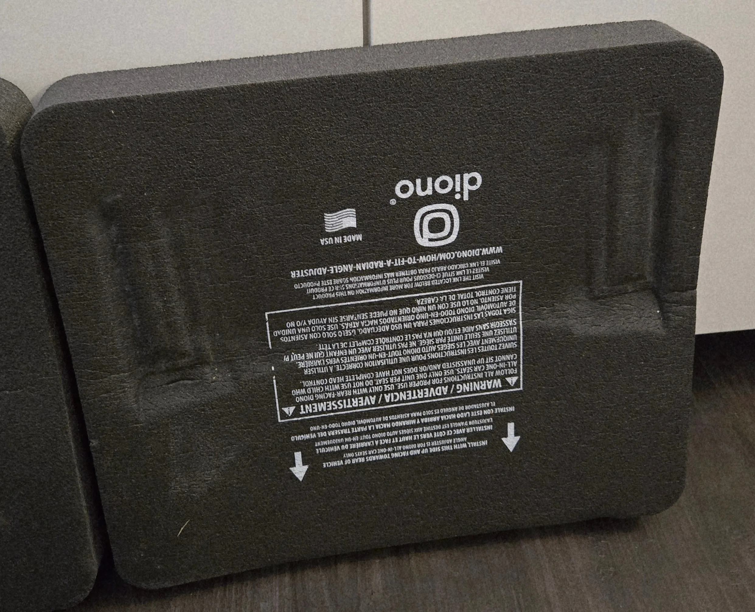 Diono | Rear-Facing Angle Adjuster | Used 1.5 Yrs | X2 image indicator(3)