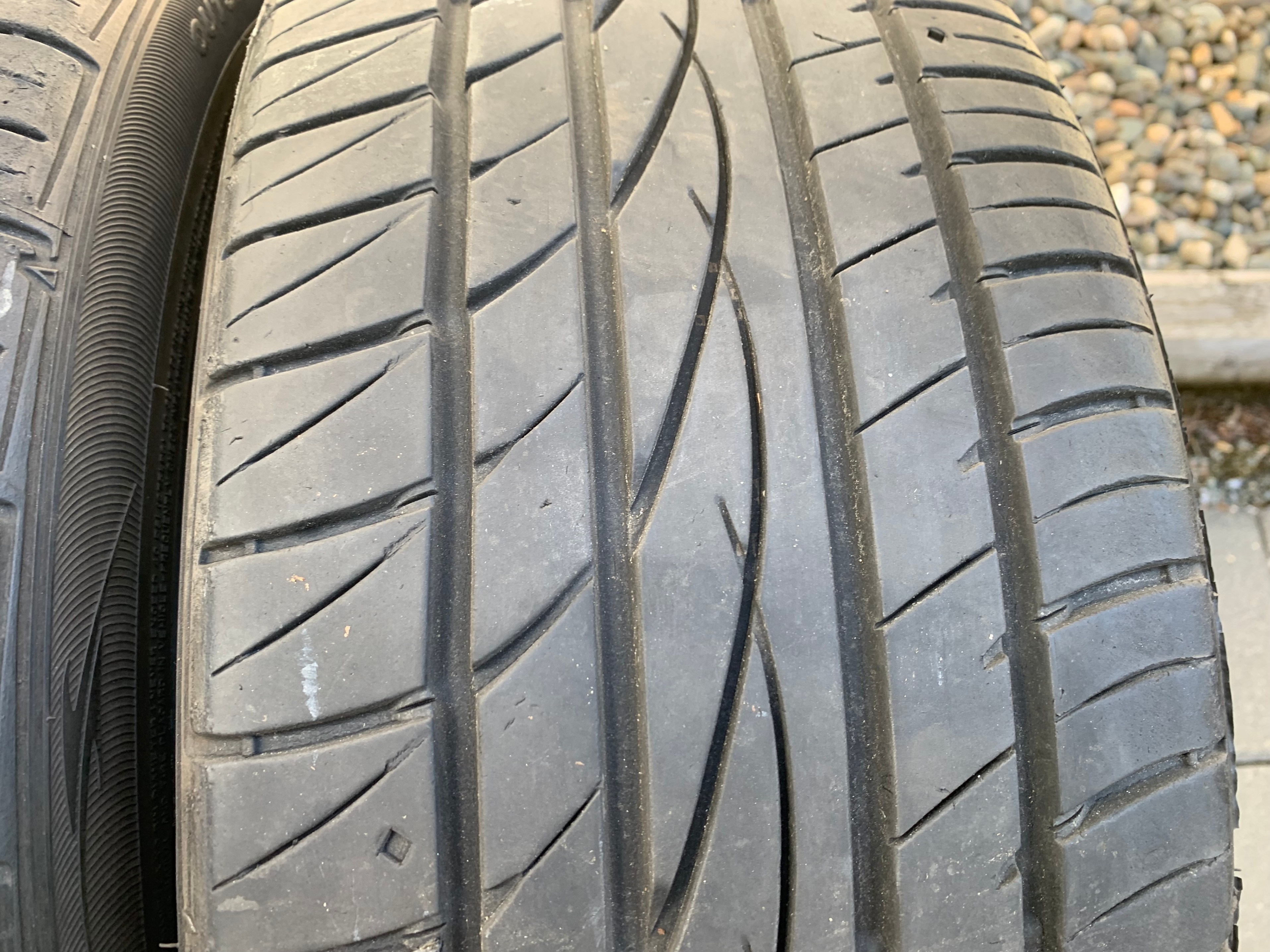 Pair of 225/45/18 91W M+S OHTSU FP0612 A/S with 70% tread - photo 3