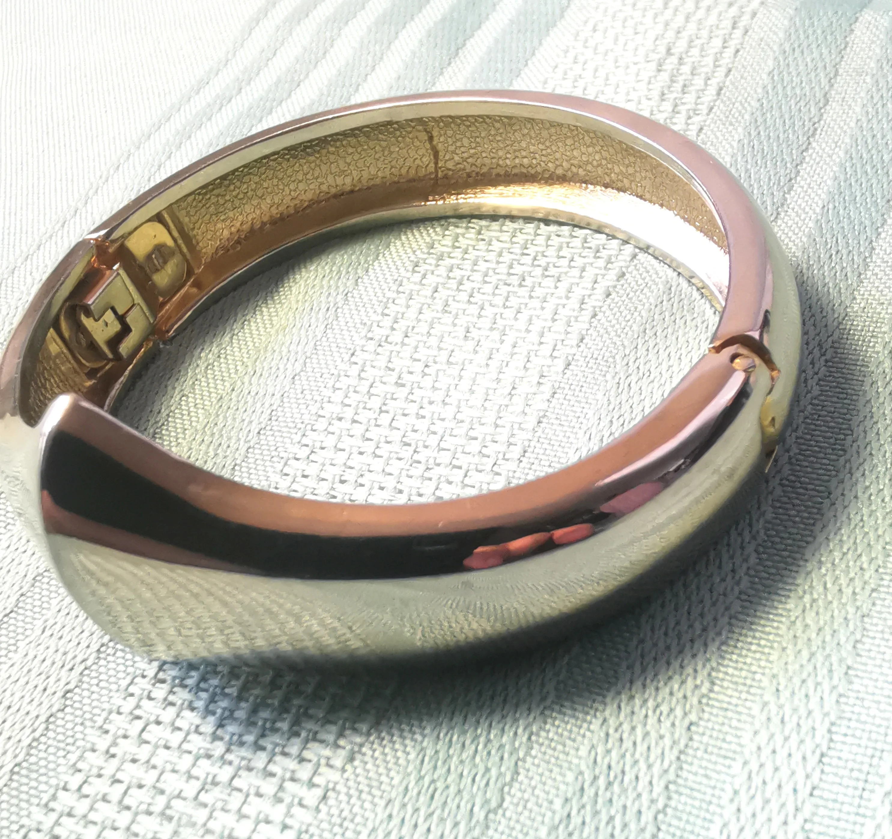 Retro Silver & Gold Tone Hinged Bracelet Vintage Statement Jewel image indicator(2)