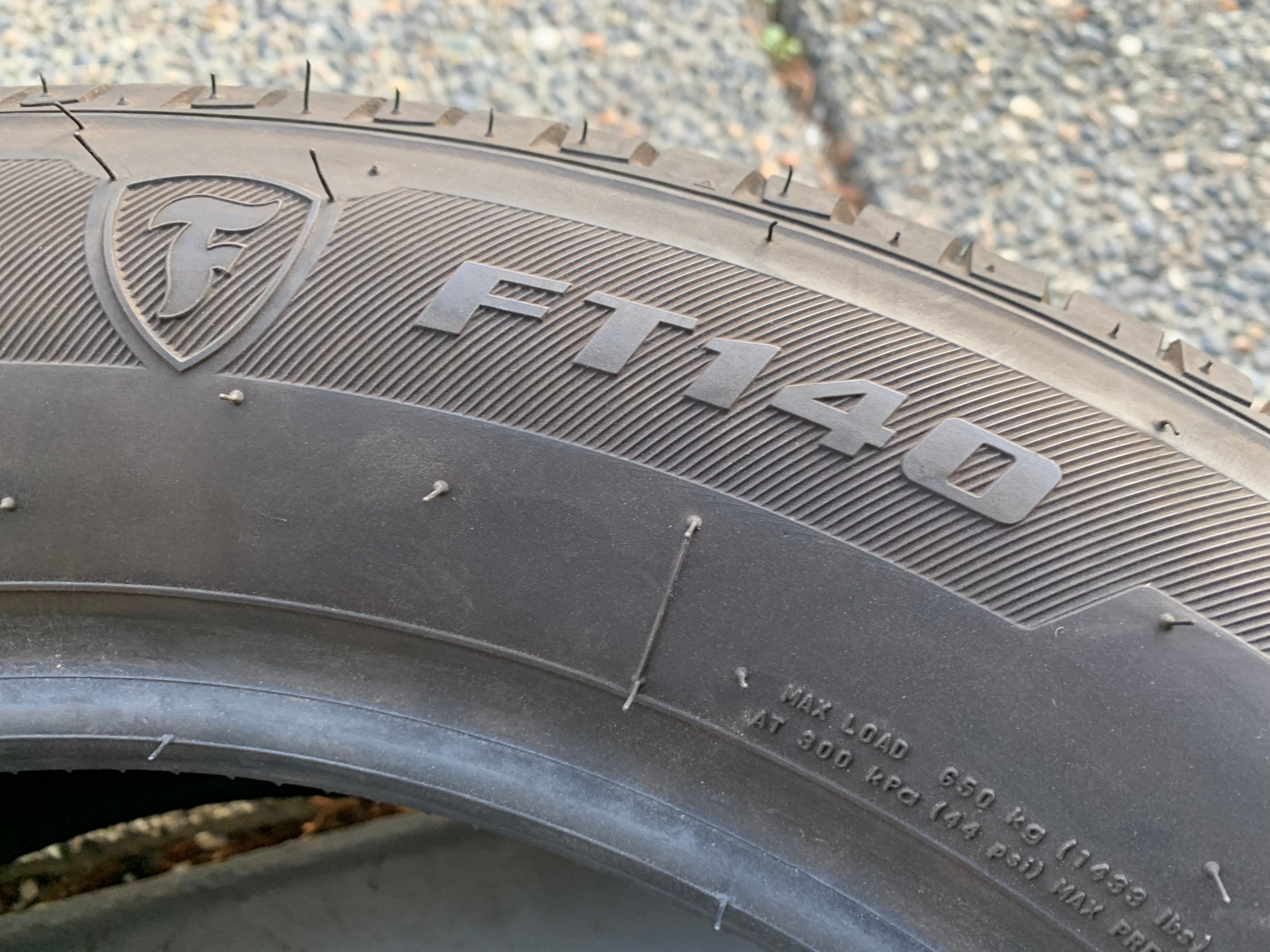 1 x single 215/55/16 93H M+S Firestone FT140 with 95% tread - photo 5