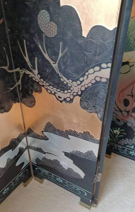 RARE SHOW HOME Double-Sided Asian Hand-Painted Screen Cranes image indicator(8)