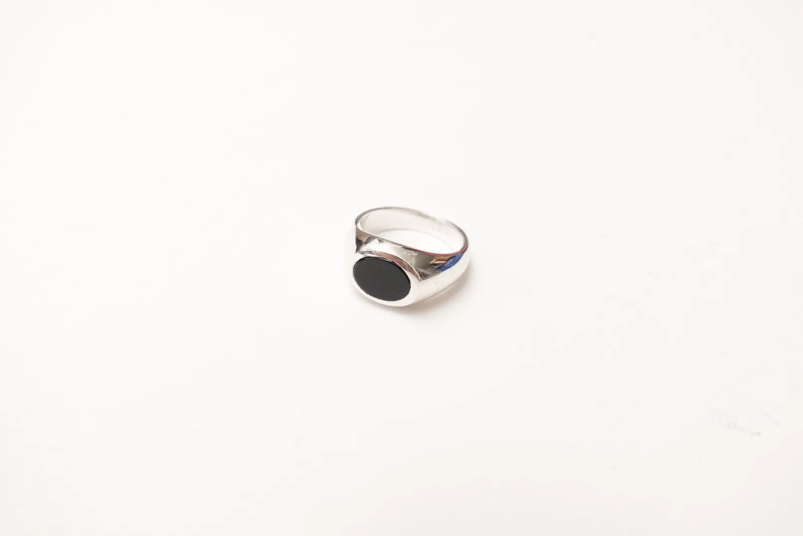 SAR Jewellry Oval Silver Signet Ring with Onyx - 8.5 US thumbnail