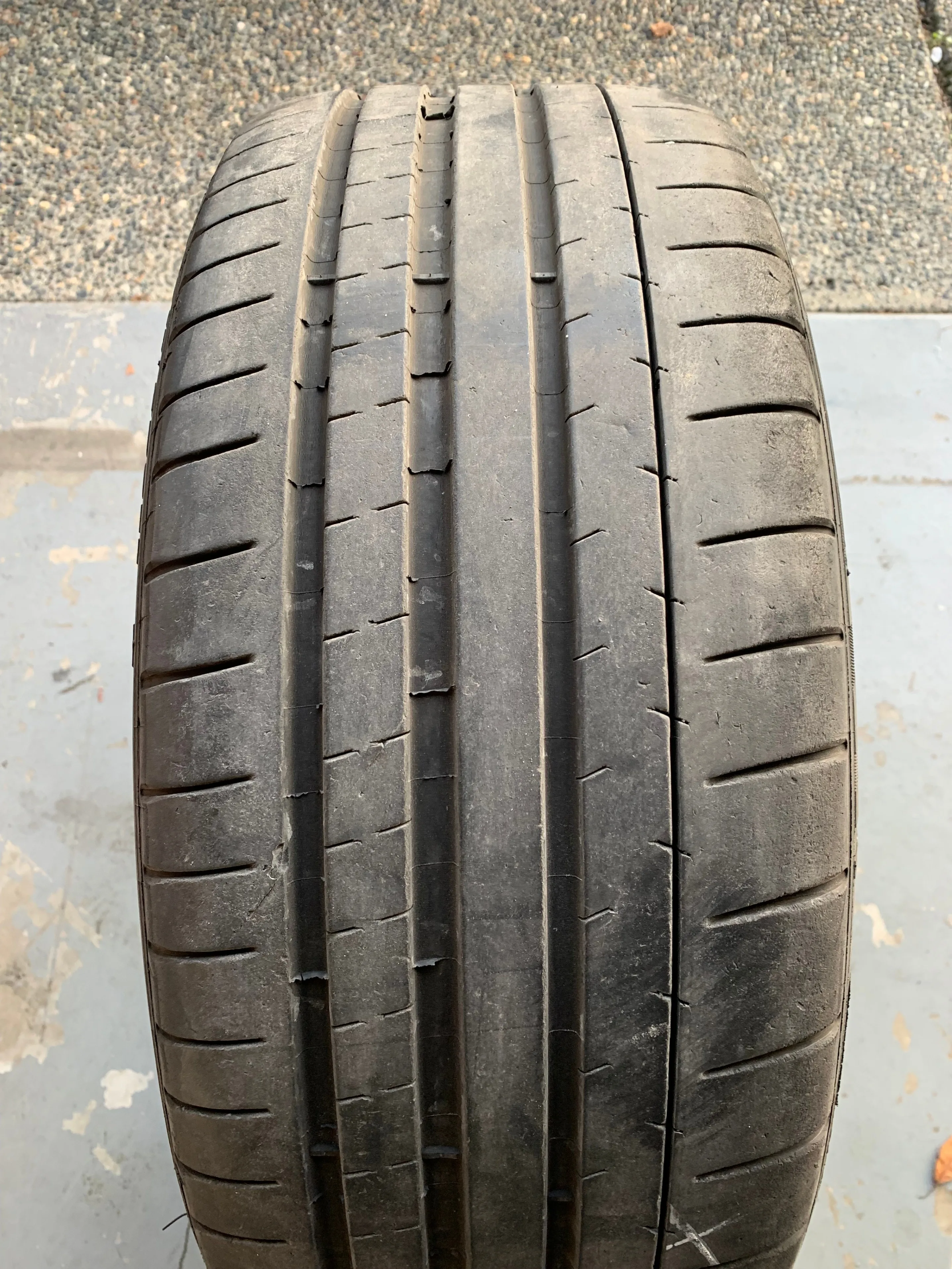 1 X single 225/45/18 95Y XL Michelin Pilot Super Sport 65% tread thumbnail
