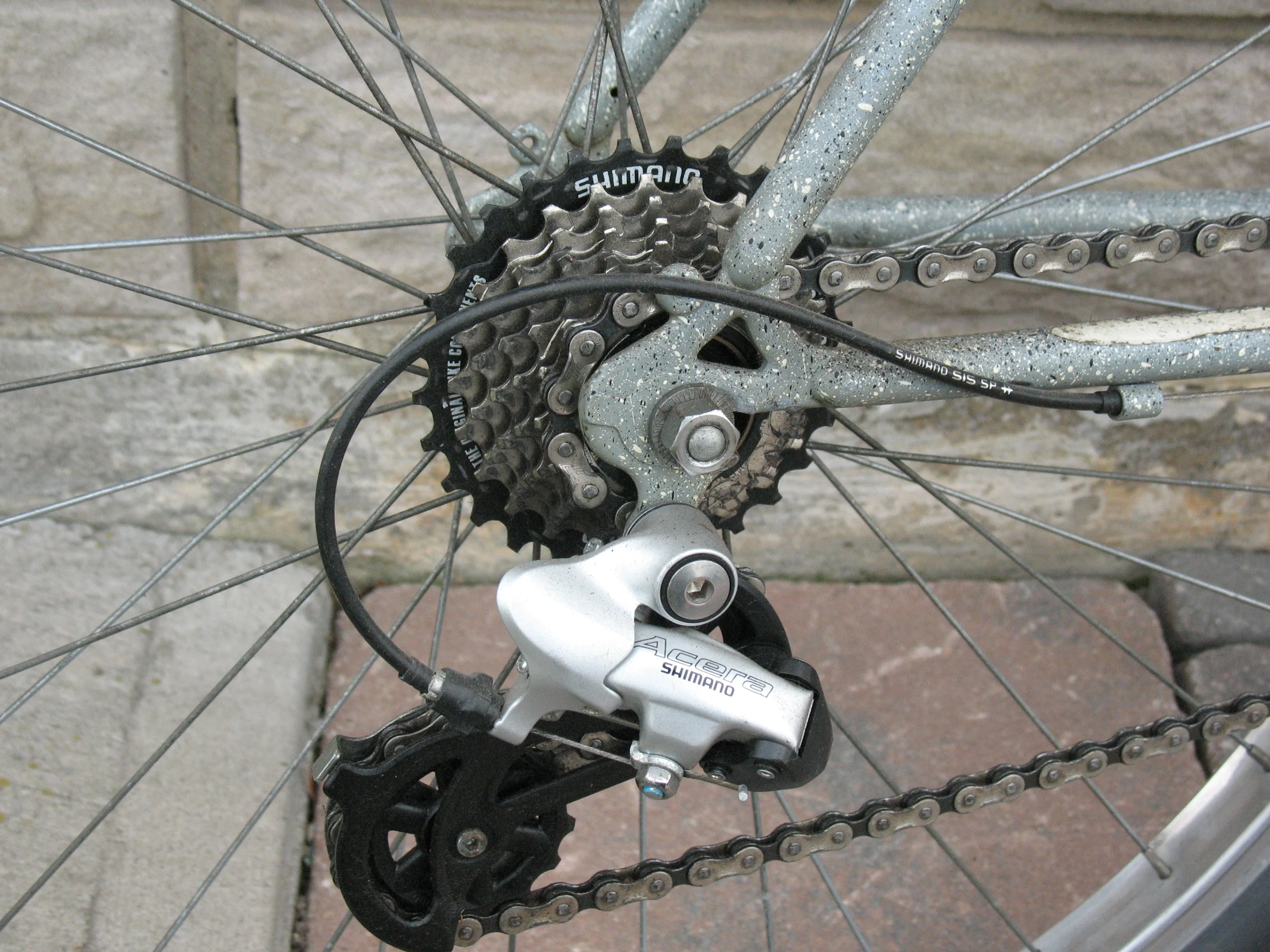 Raleigh Mens Mountain Bicycle image indicator(3)