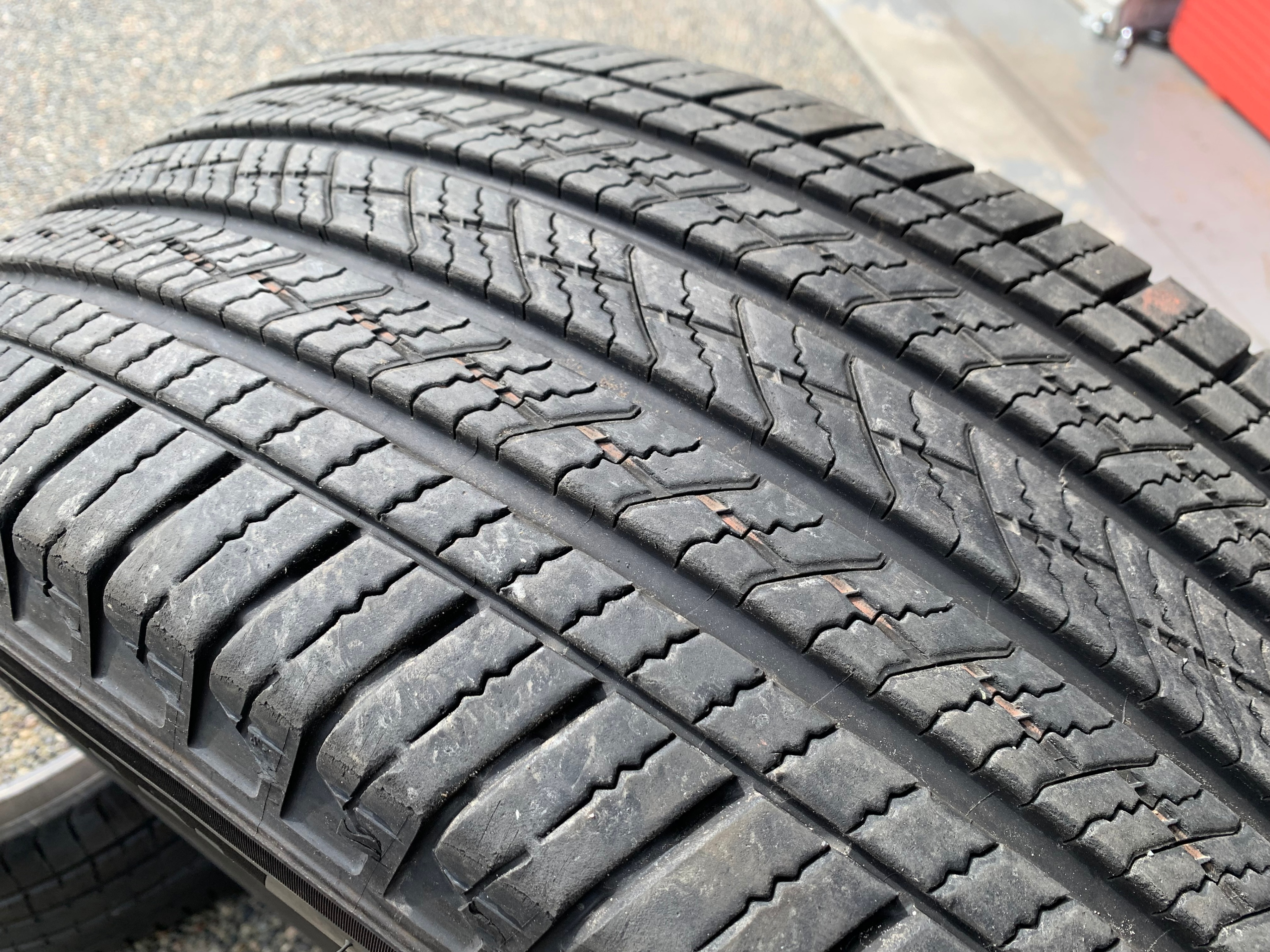 1 X single 265/65/18 M+S 114T Michelin Primacy LTX w 80% tread - photo 3